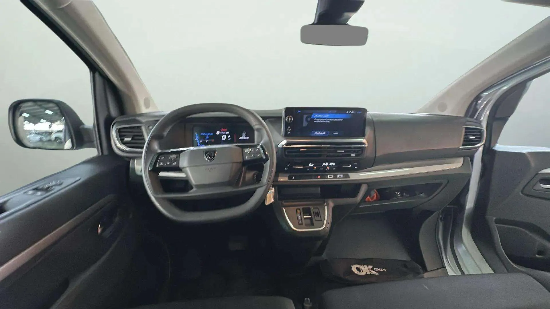 Peugeot Traveller Business Long BlueHDi 180 EAT8 - foto 17