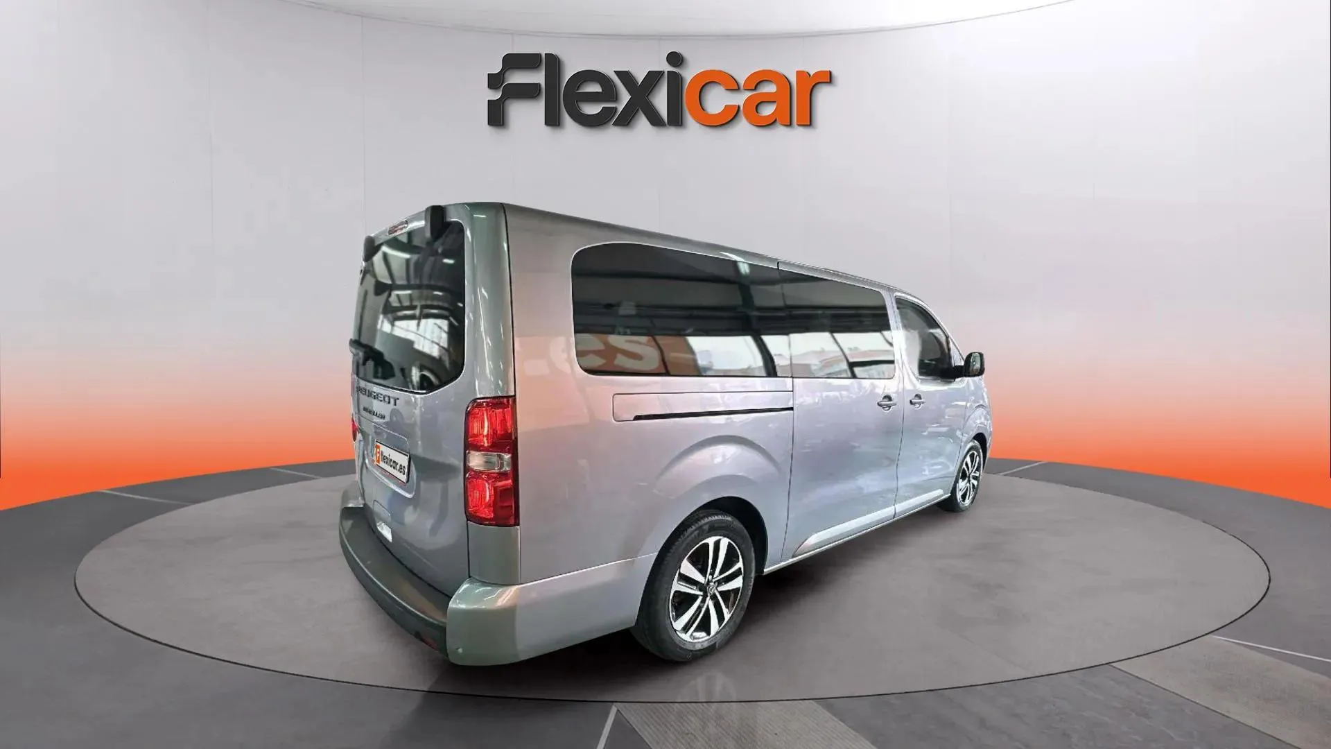Peugeot Traveller Business Long BlueHDi 180 EAT8 - foto 5