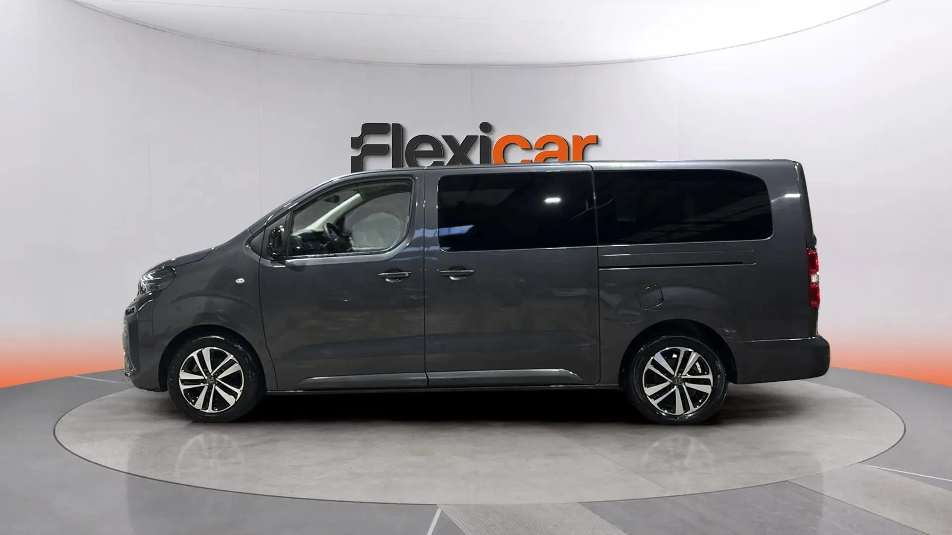 Peugeot Traveller Business Long BlueHDi 180 EAT8 - foto 4