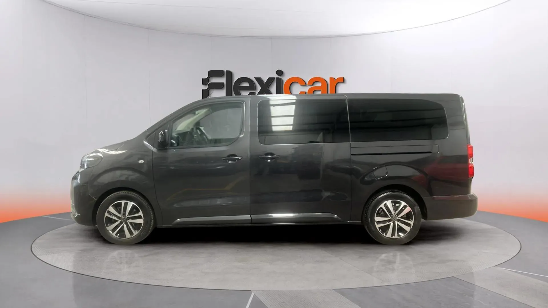 Peugeot Traveller Business Long BlueHDi 180 EAT8 - foto 3