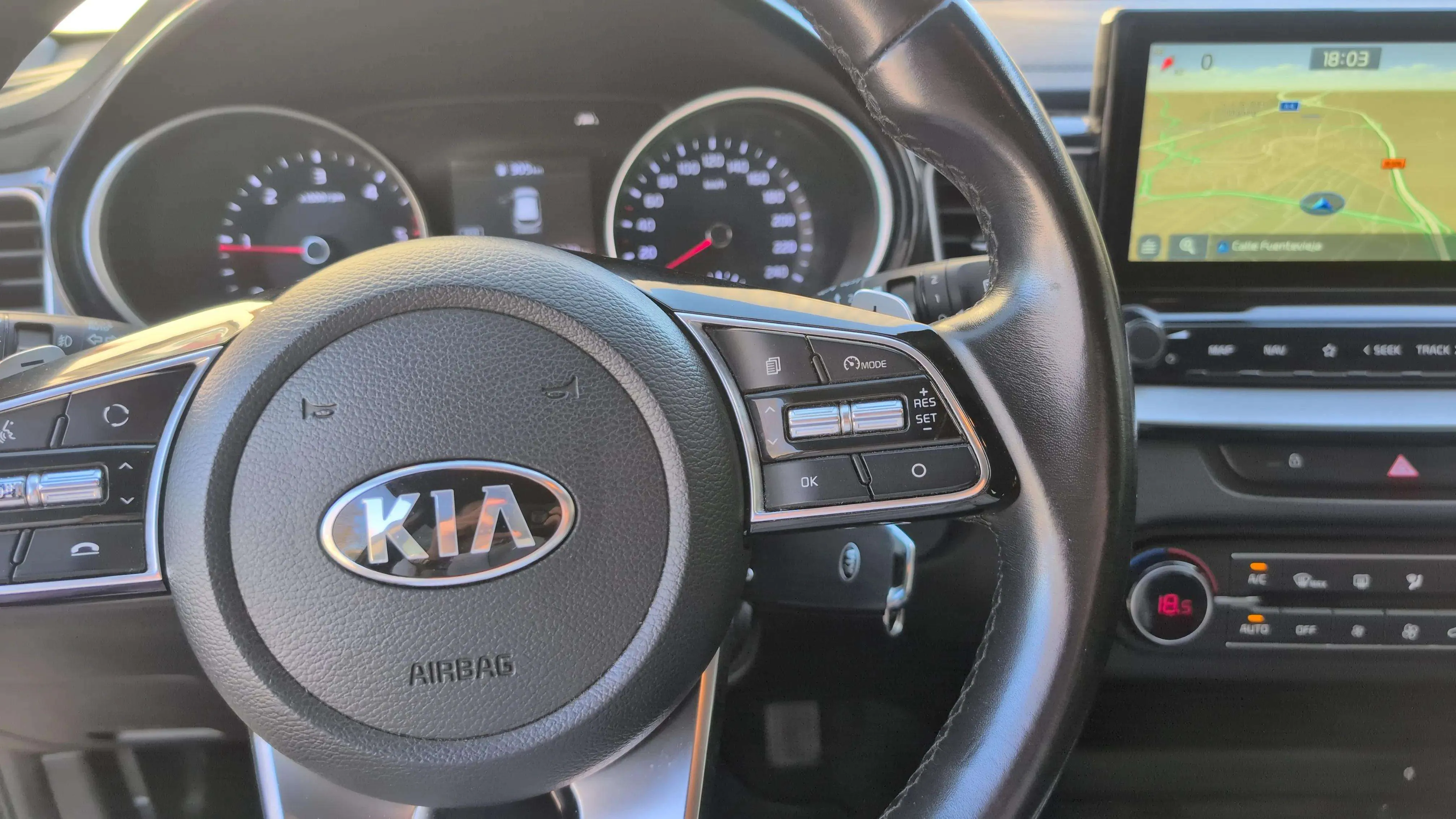 Kia Ceed Tourer 1.6 MHEV Tech DCT - foto 14