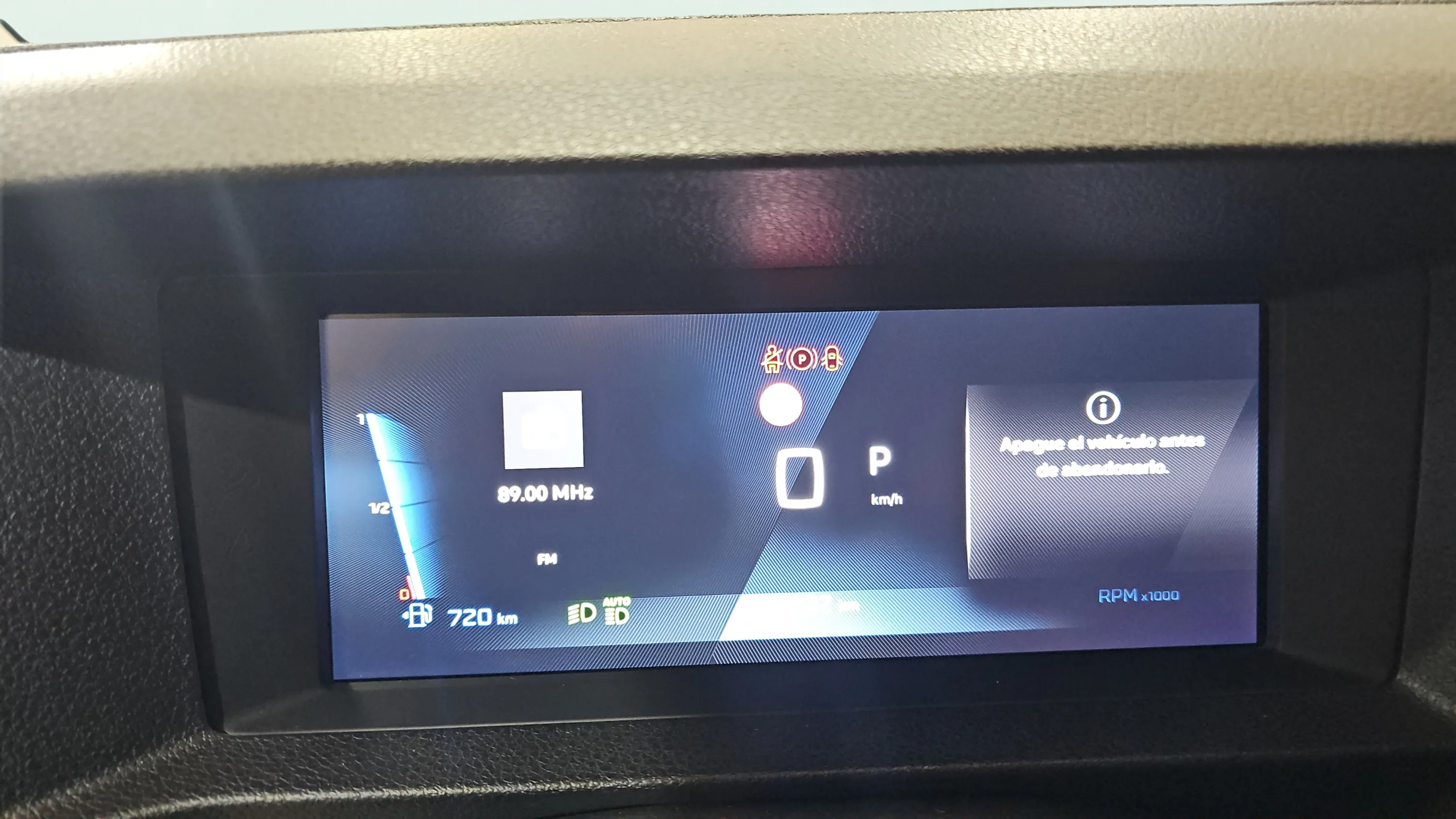 Peugeot Traveller Business Long BlueHDi 180 EAT8 - foto 12