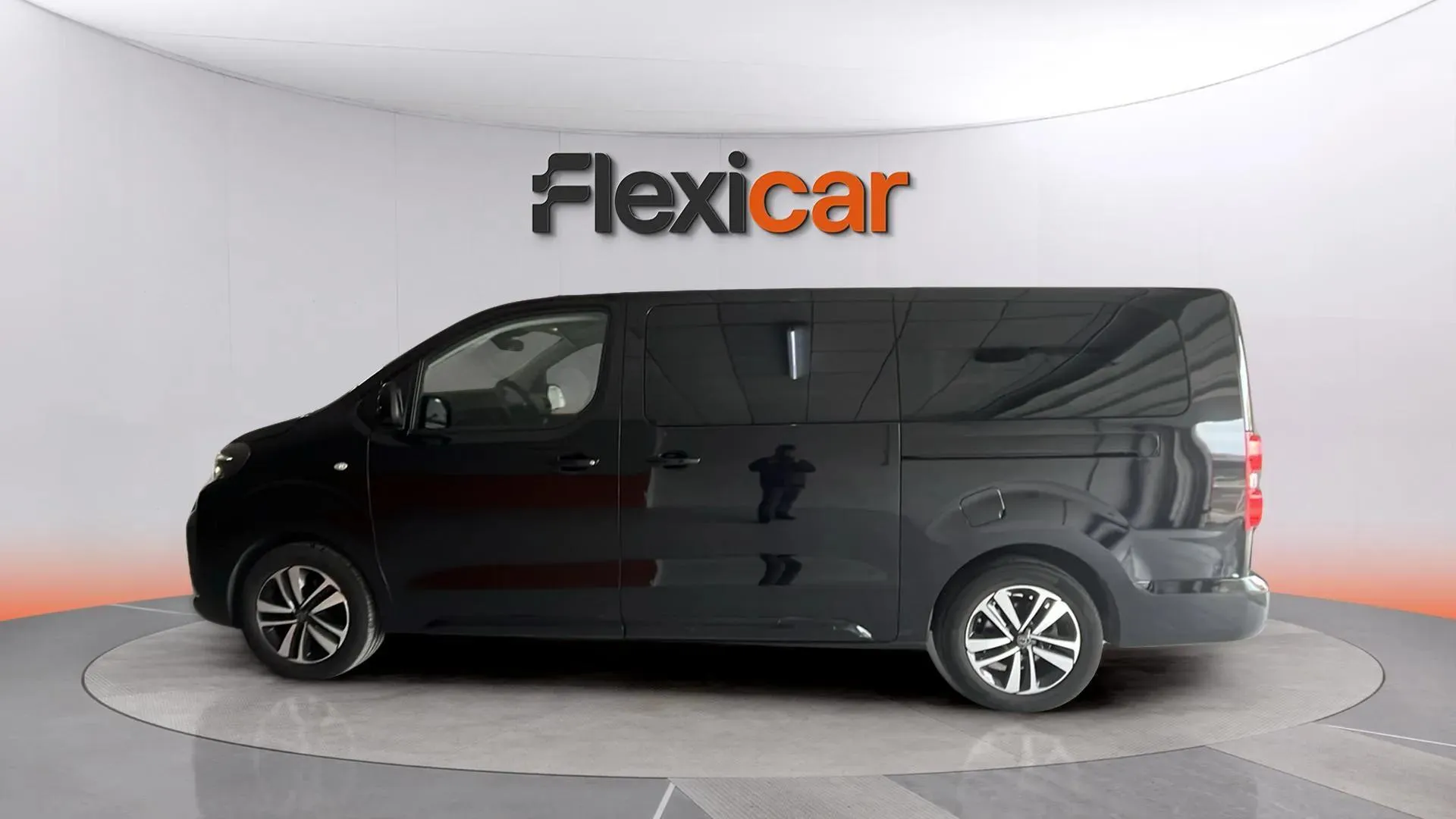 Peugeot Traveller Business Long BlueHDi 180 EAT8 - foto 3