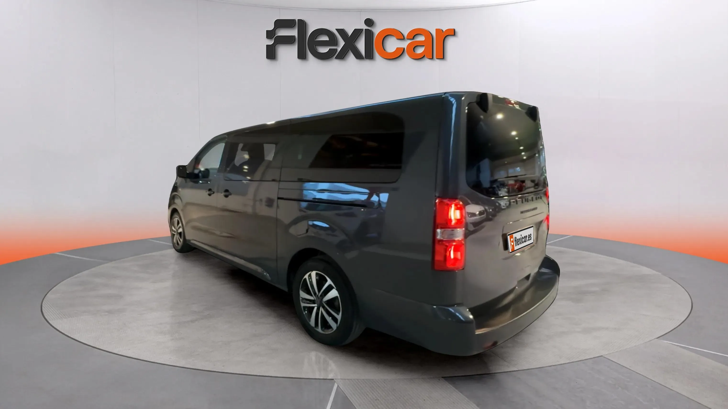 Peugeot Traveller Business Long BlueHDi 180 EAT8 - foto 5
