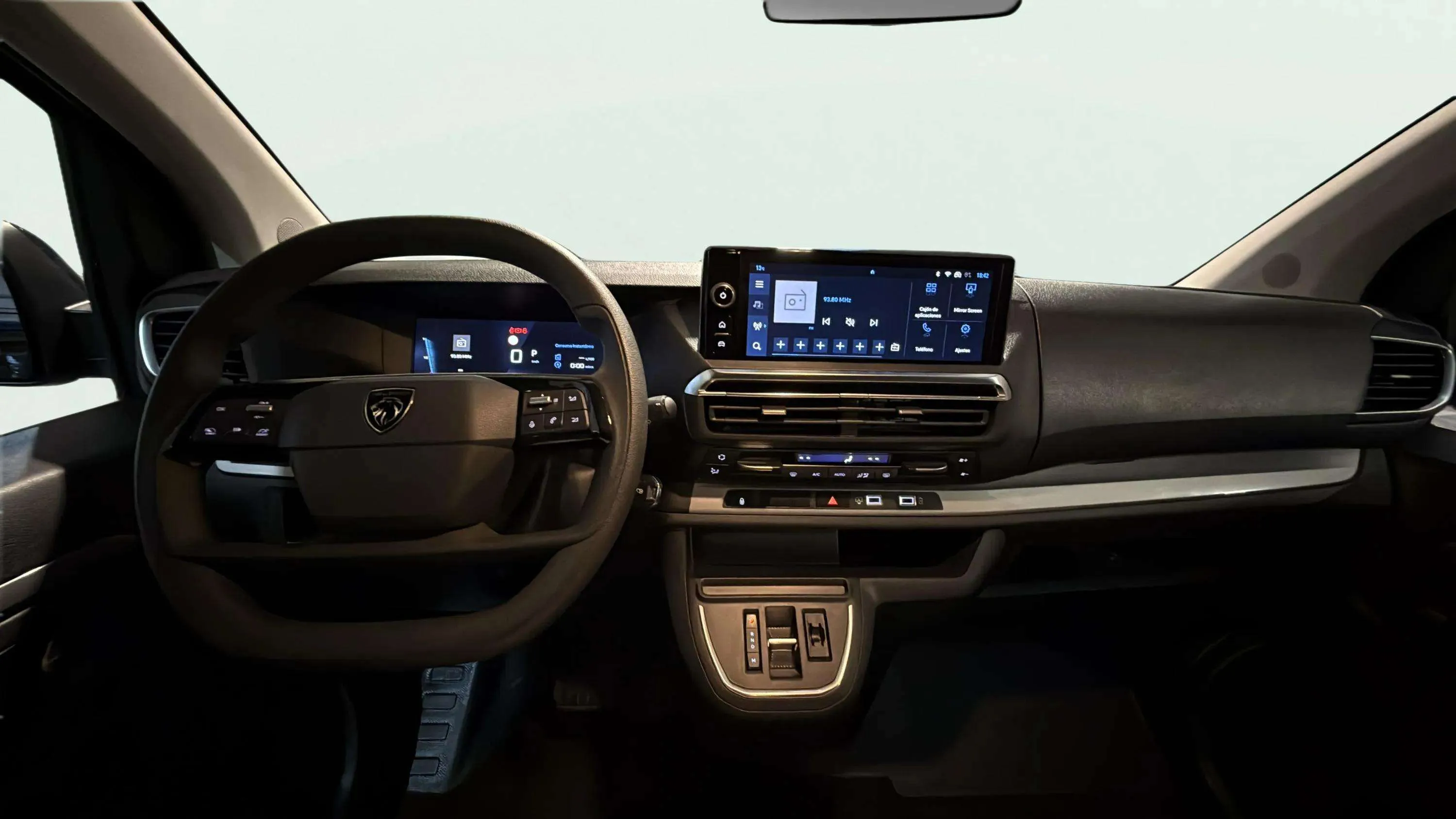 Peugeot Traveller Business Long BlueHDi 180 EAT8 - foto 11