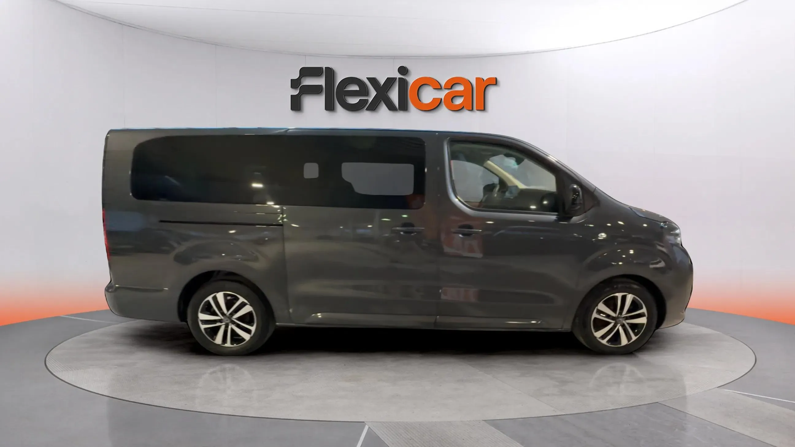 Peugeot Traveller Business Long BlueHDi 180 EAT8 - foto 8