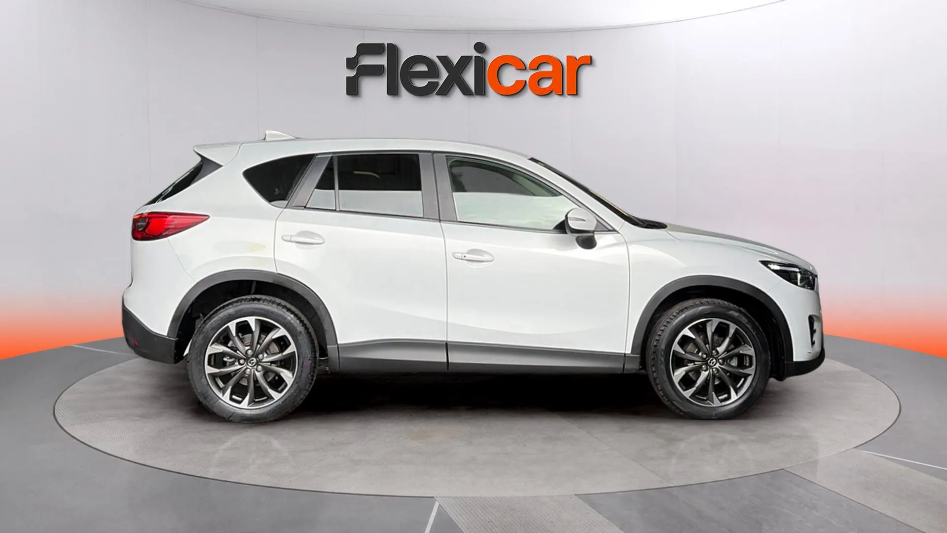 Mazda CX-5 2.2 DE 2WD Luxury - foto 5