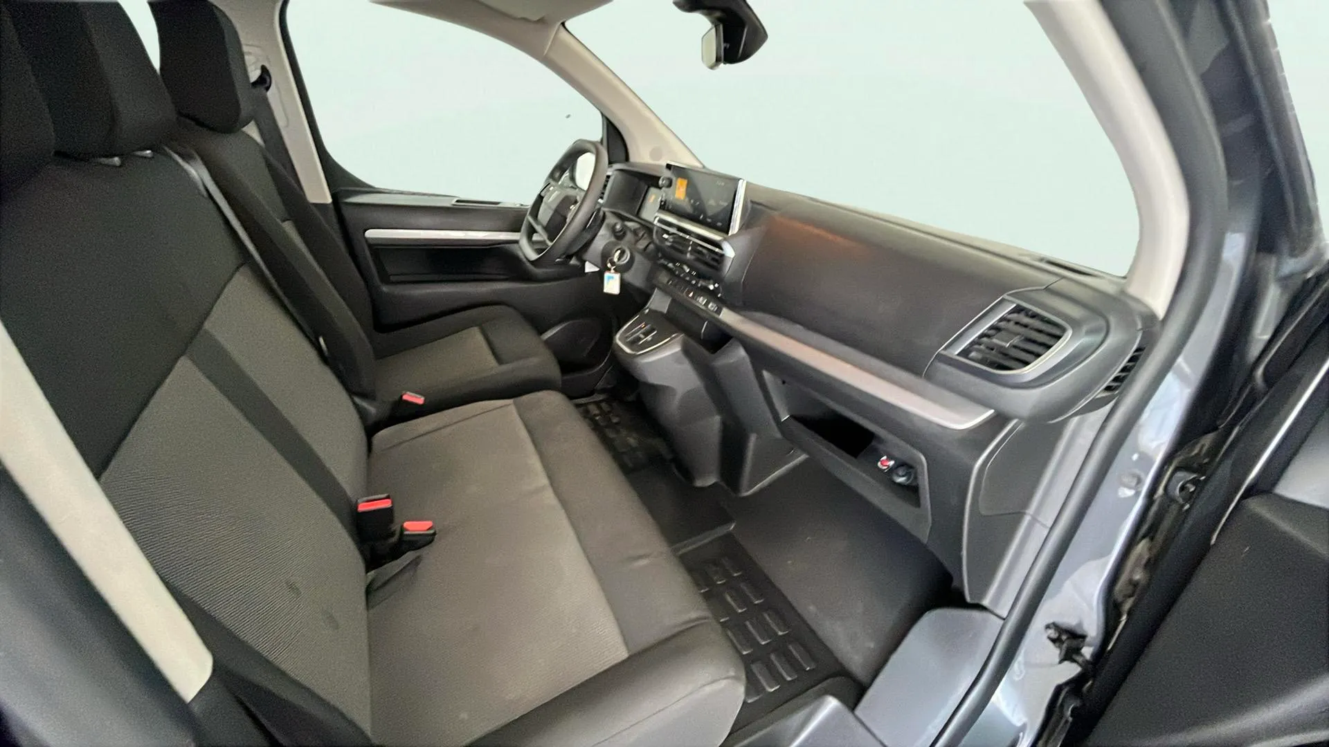 Peugeot Traveller Business Long BlueHDi 180 EAT8 - foto 31
