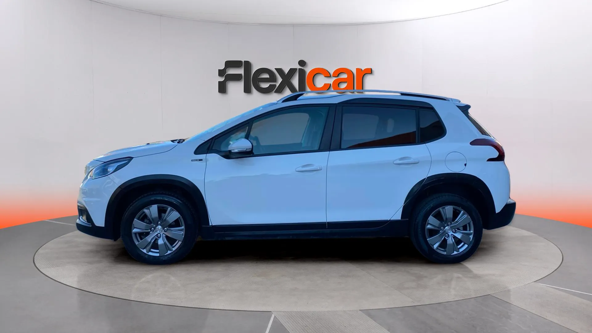 Peugeot 2008 Allure BlueHDi 100 - foto 4
