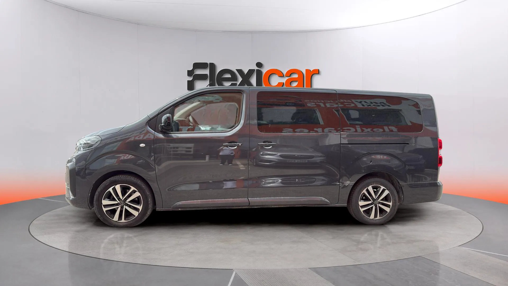 Peugeot Traveller Business Long BlueHDi 180 EAT8 - foto 5