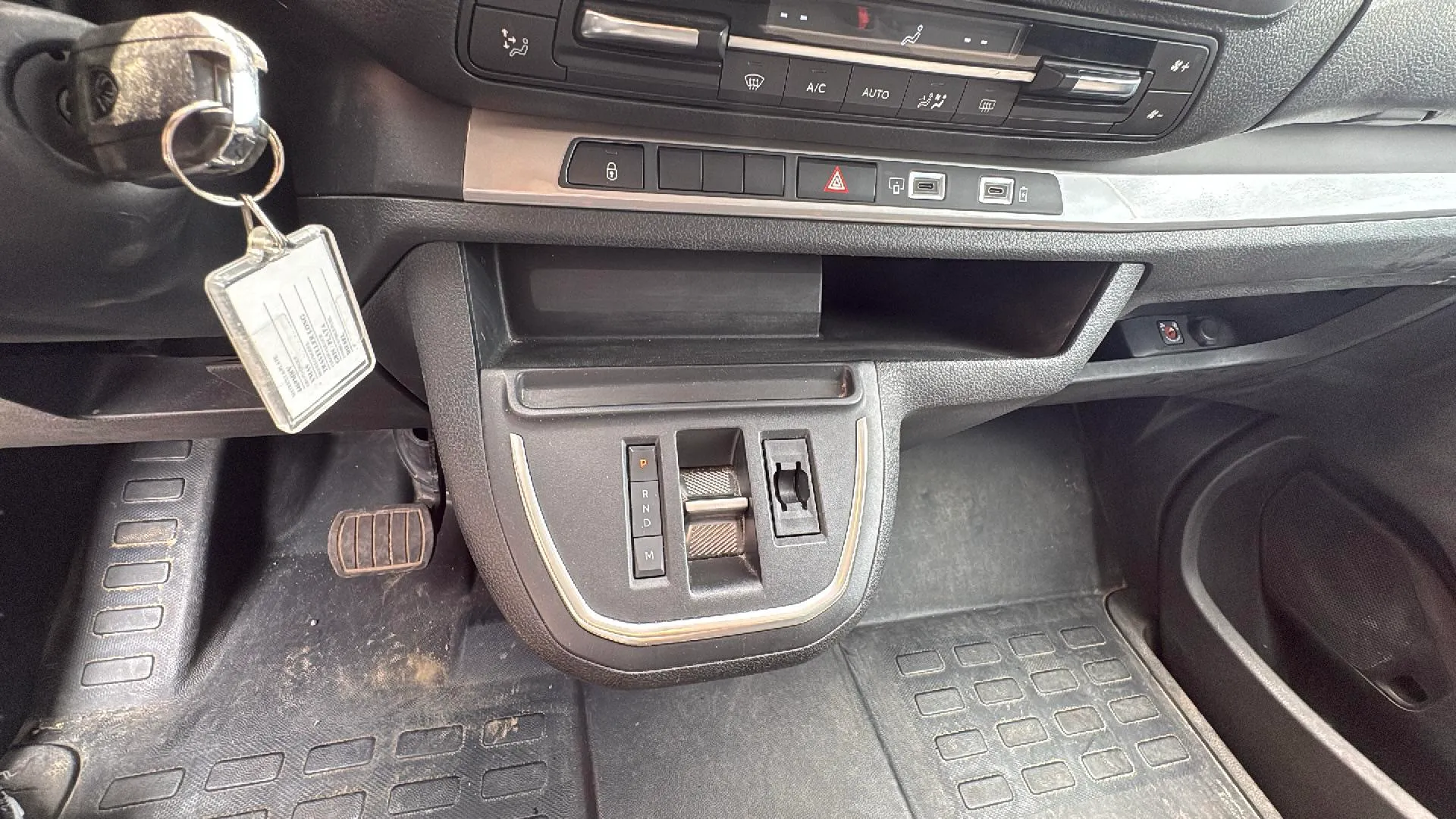 Peugeot Traveller Business Long BlueHDi 180 EAT8 - foto 11