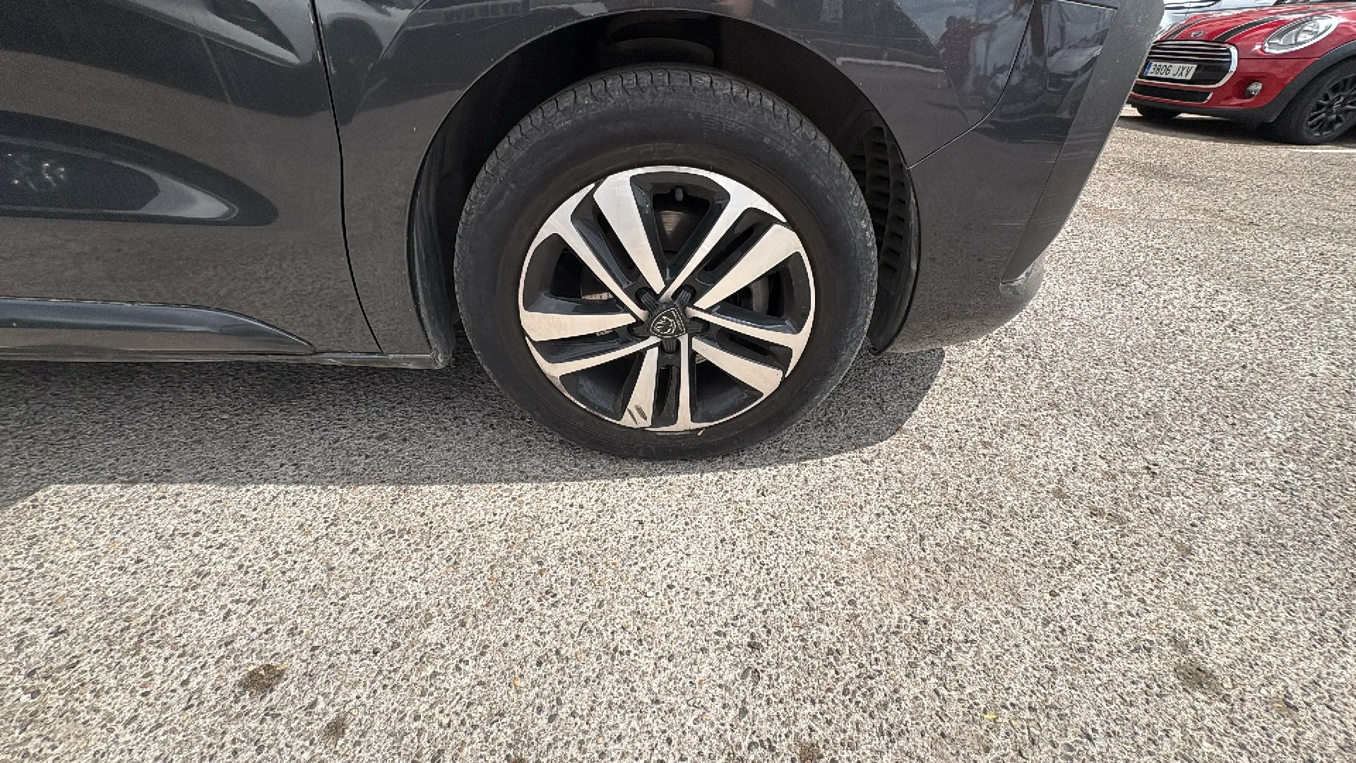 Peugeot Traveller Business Long BlueHDi 180 EAT8 - foto 6