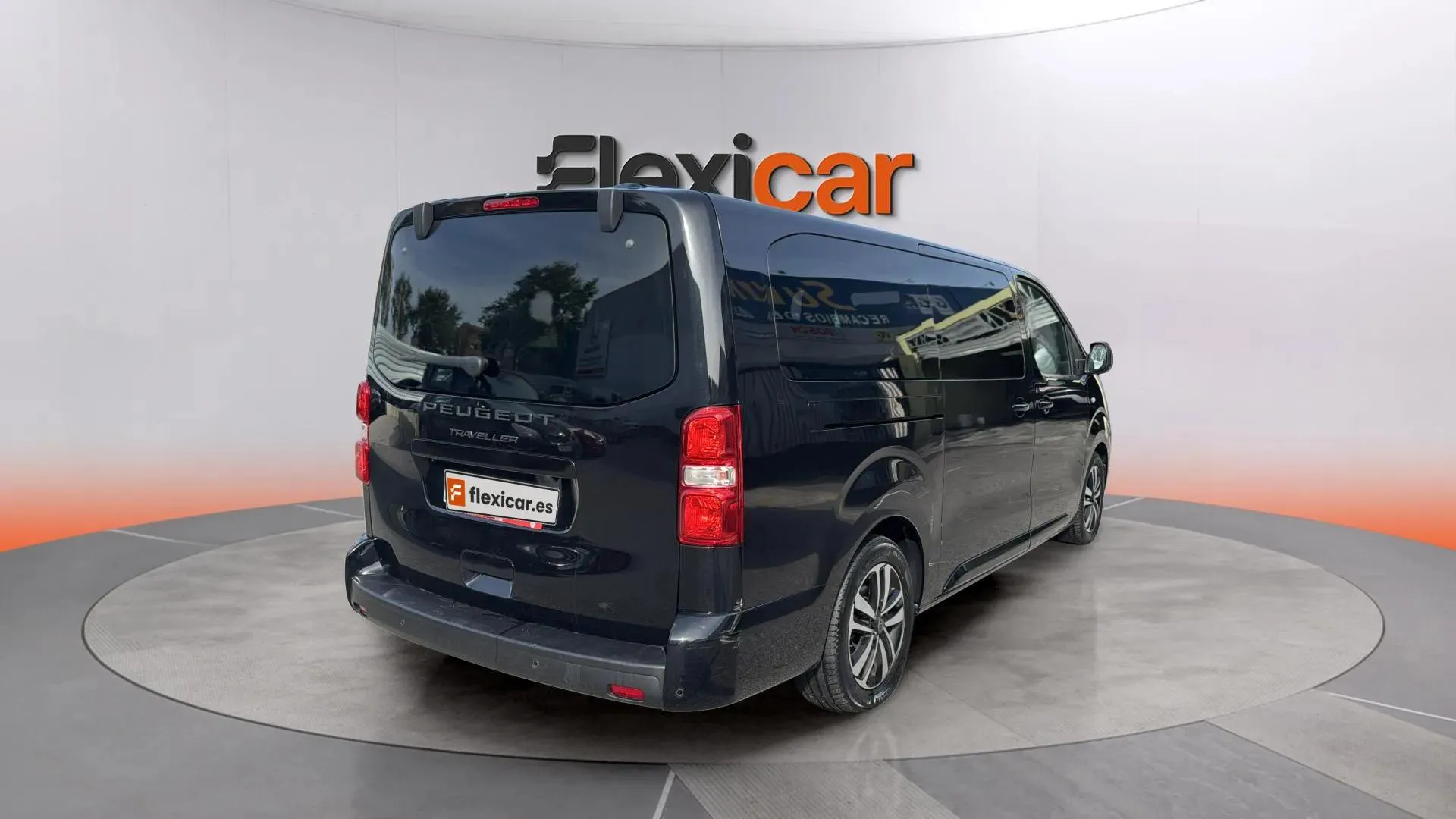 Peugeot Traveller Business Long BlueHDi 180 EAT8 - foto 7