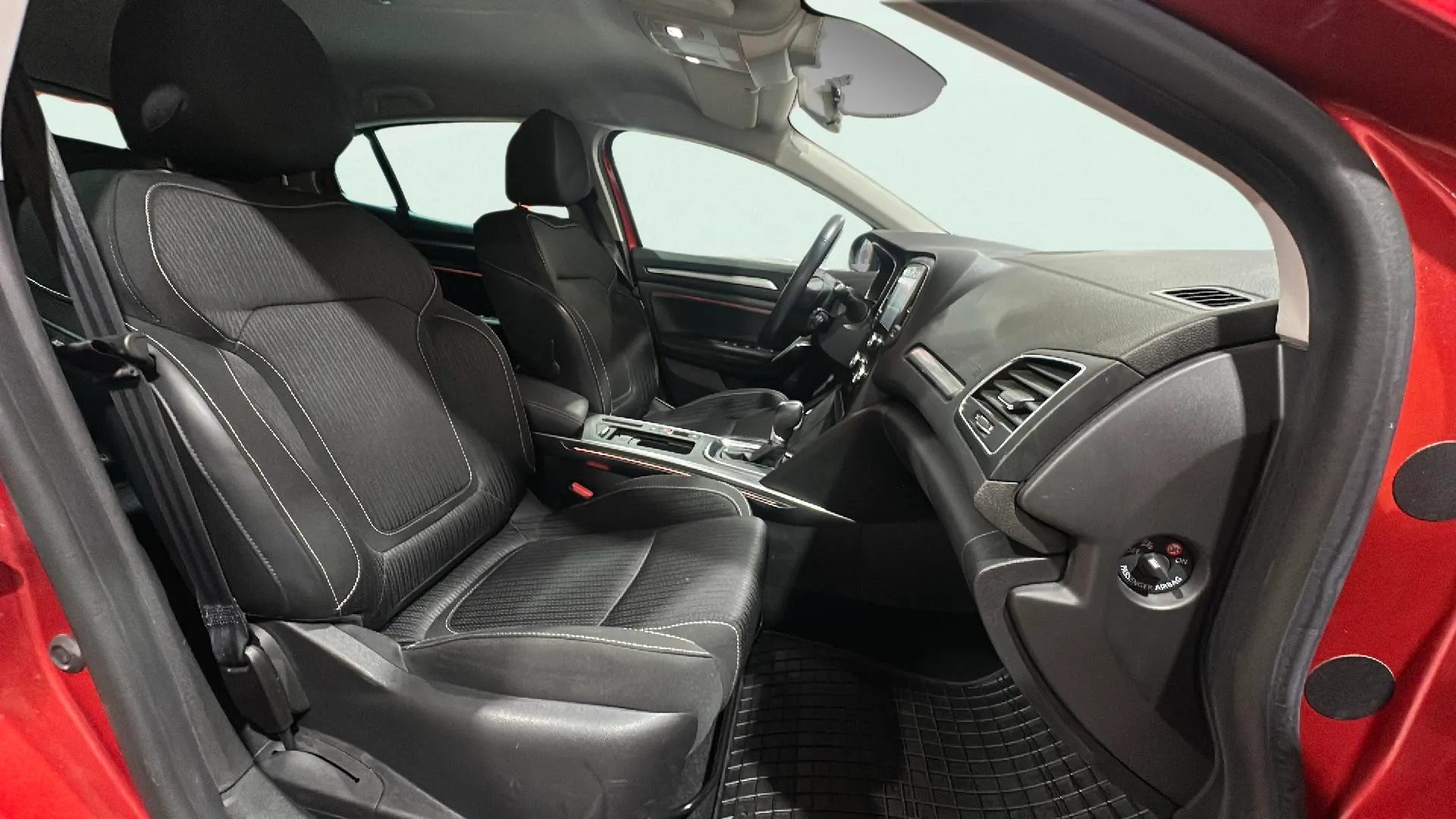 Renault Mégane Bose TCe EDC - foto 22