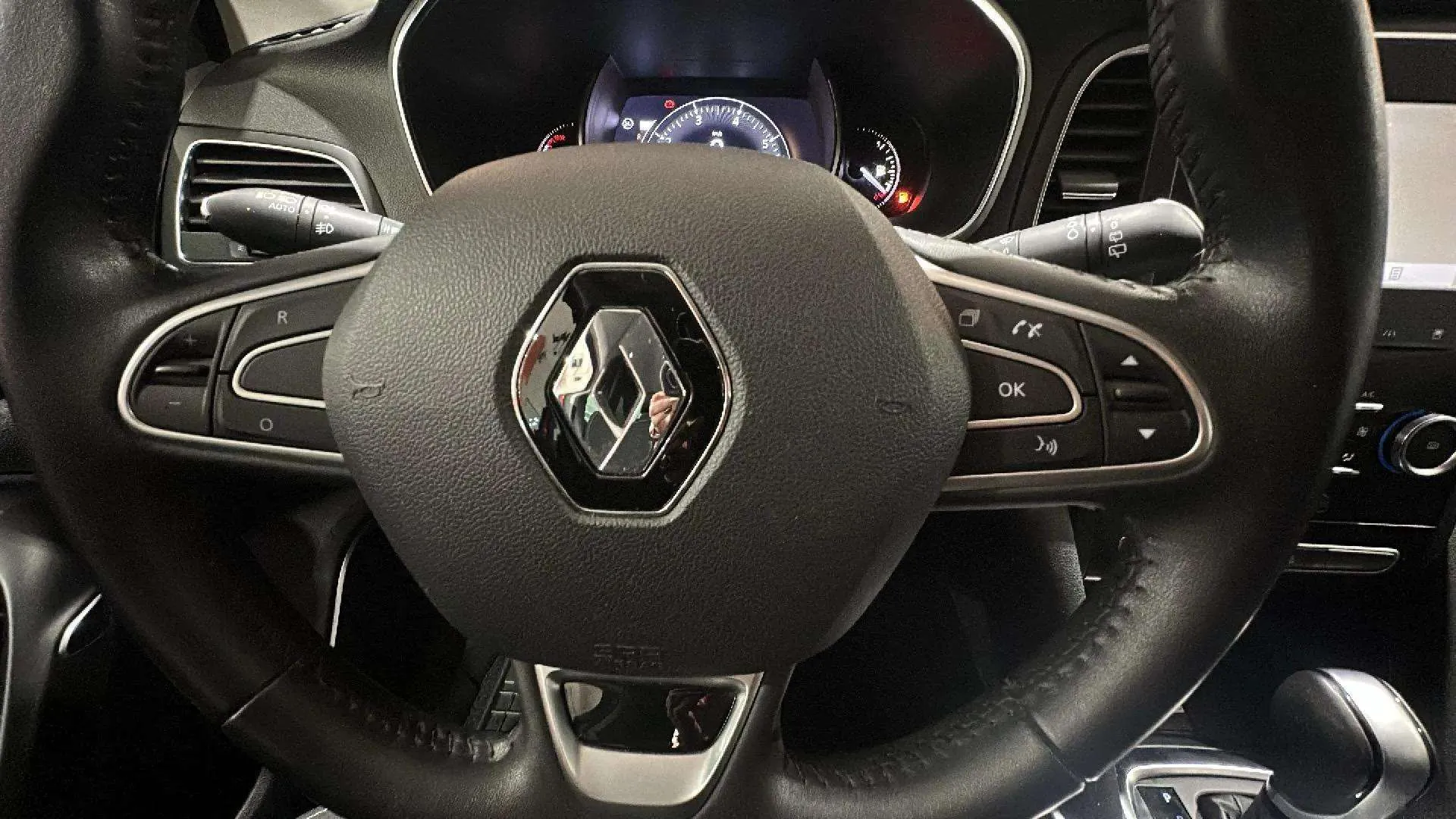 Renault Mégane Bose TCe EDC - foto 15