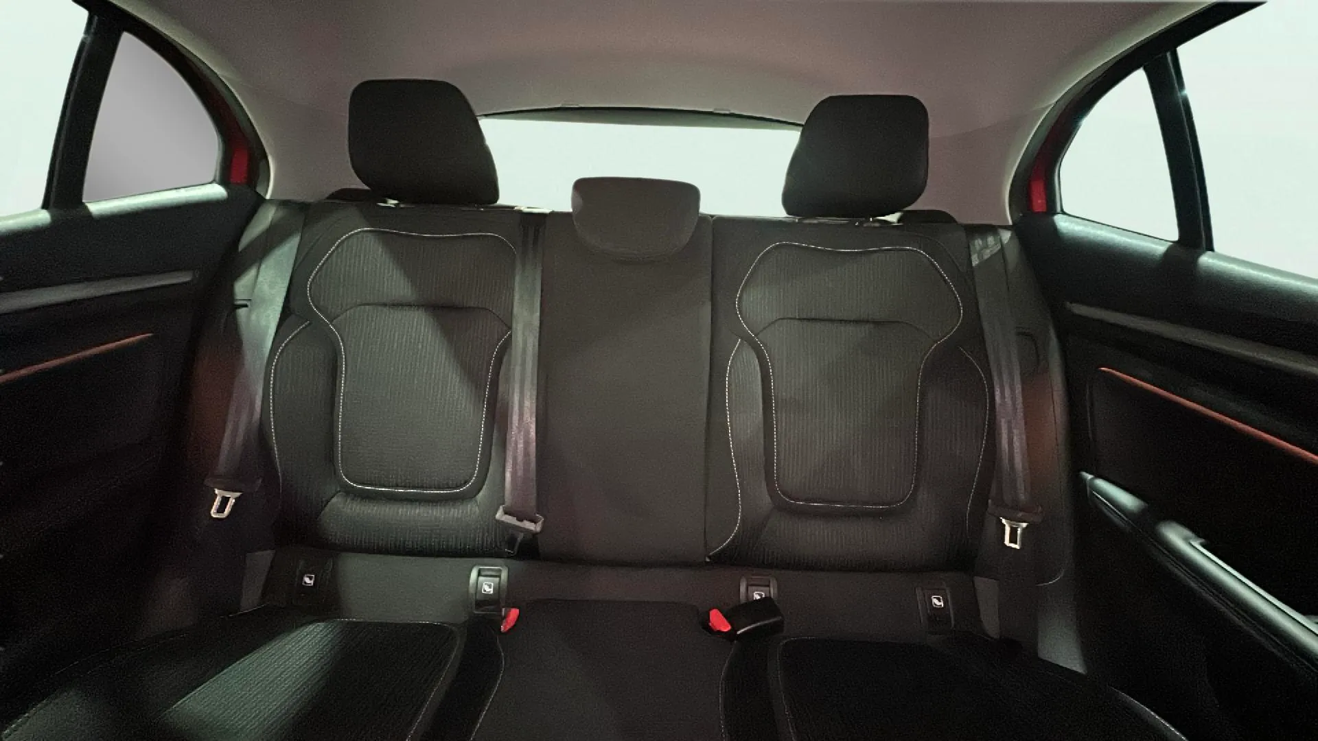 Renault Mégane Bose TCe EDC - foto 20