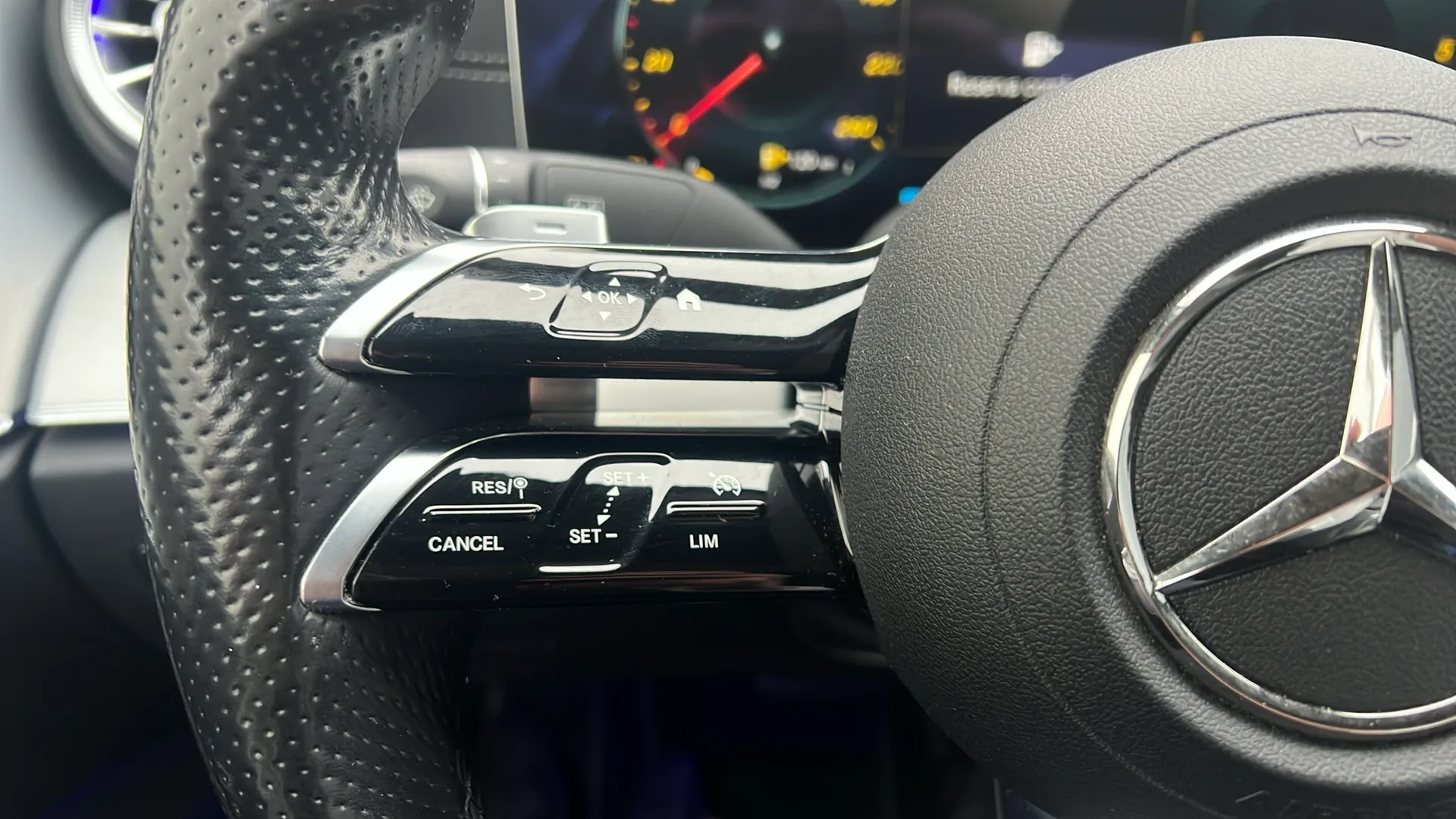 Mercedes-Benz Clase E Coupé E 220 d - foto 11