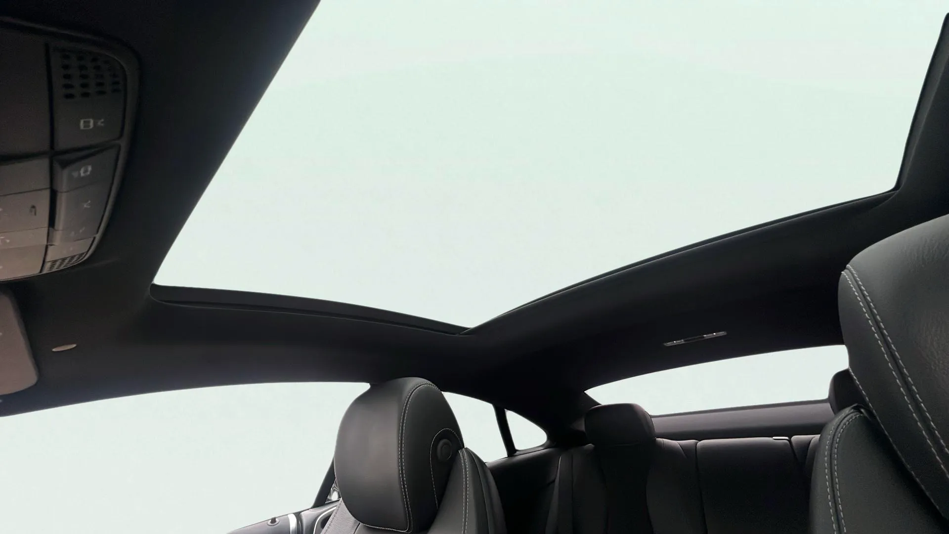Mercedes-Benz Clase E Coupé E 220 d - foto 21