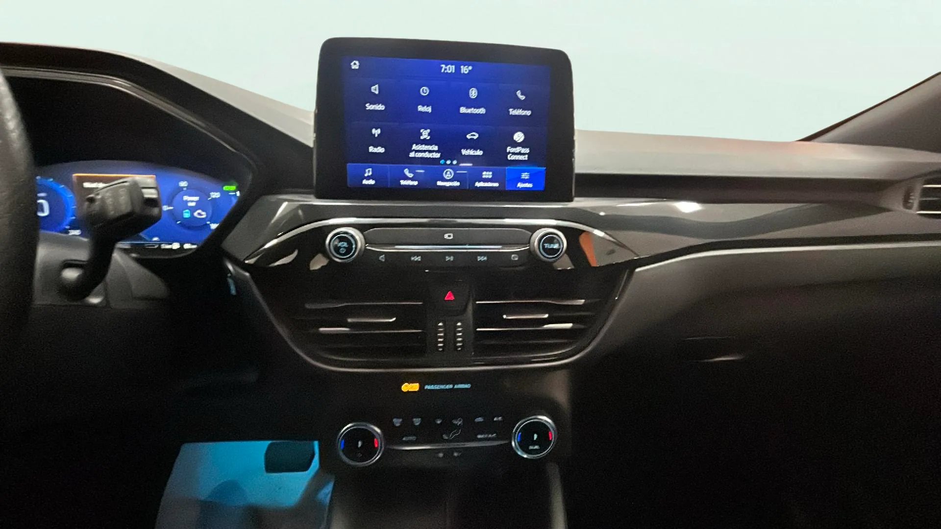 Ford Kuga ST-Line X 2.5 Duratec PHEV - foto 9