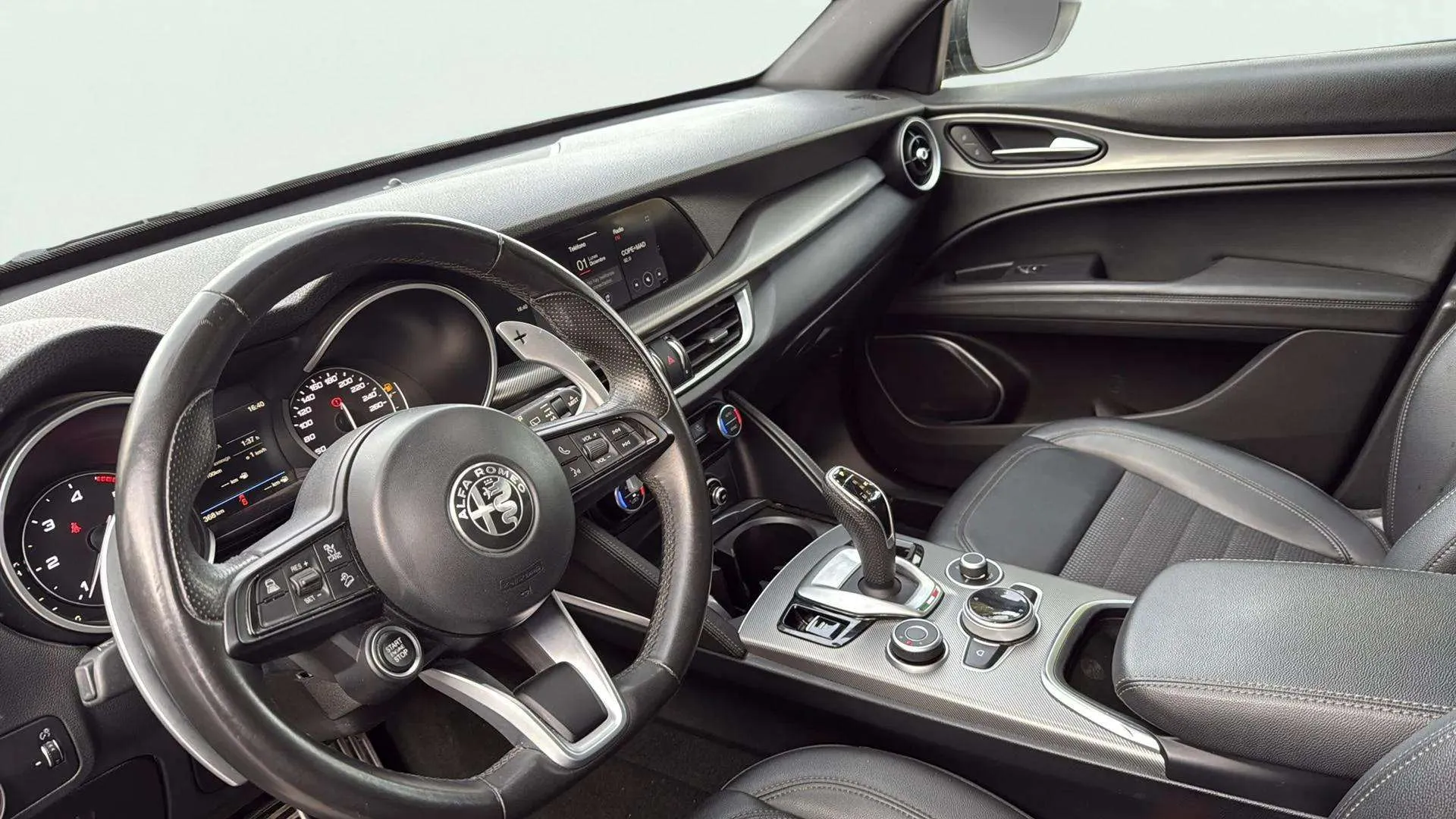 Alfa Romeo Stelvio 2.2 Diesel Sprint RWD - foto 9