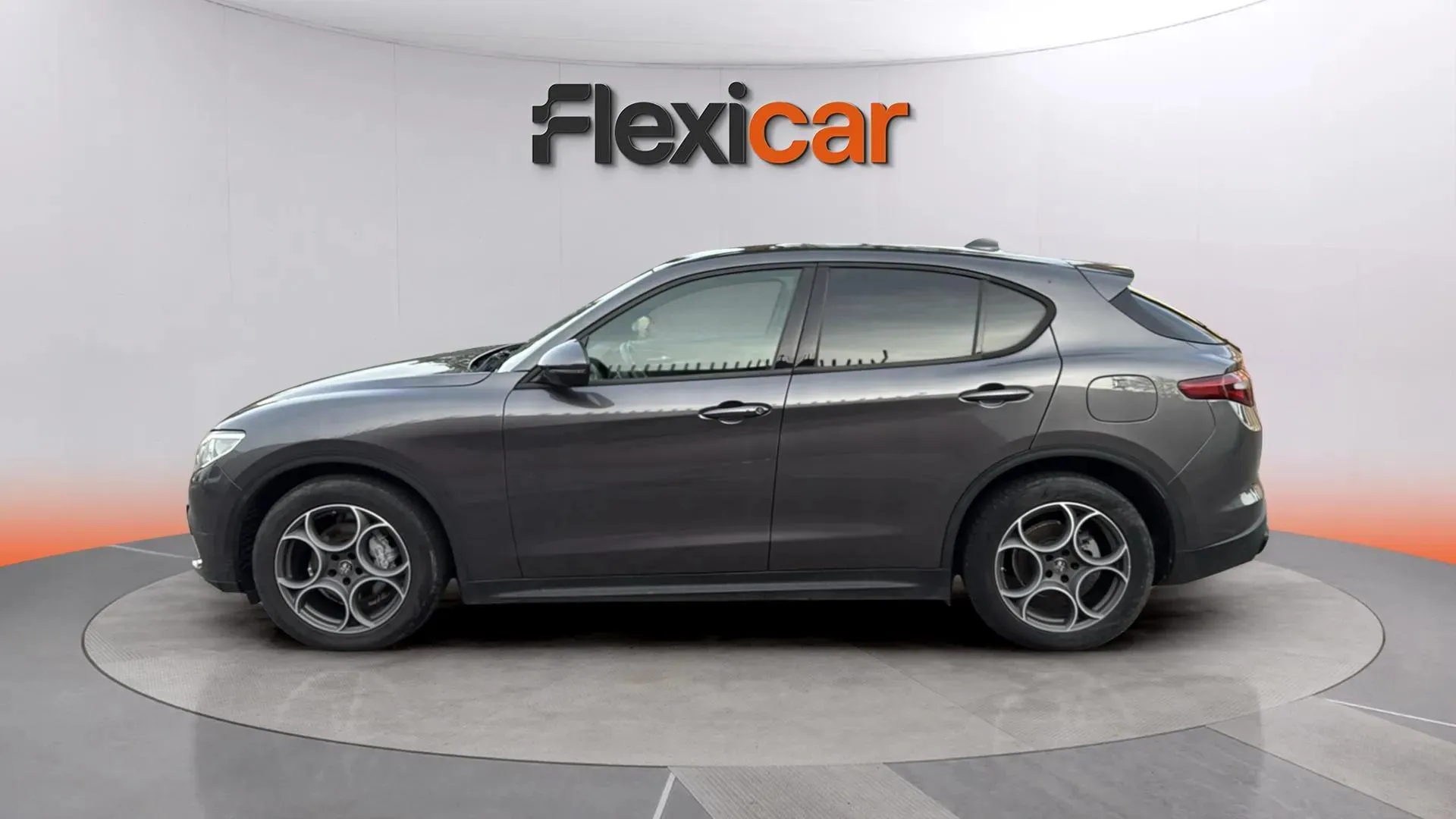 Alfa Romeo Stelvio 2.2 Diesel Sprint RWD - foto 5