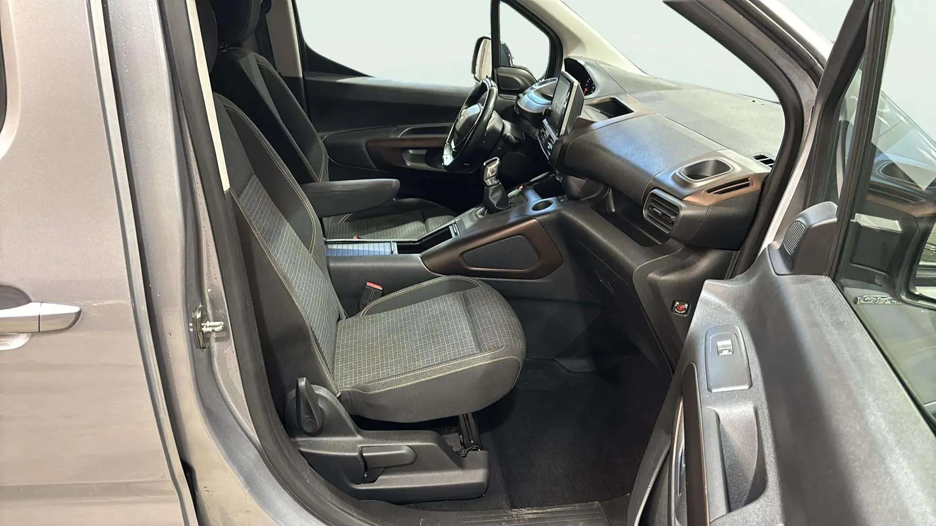 Peugeot Rifter GT Line Standard BlueHDi - foto 23
