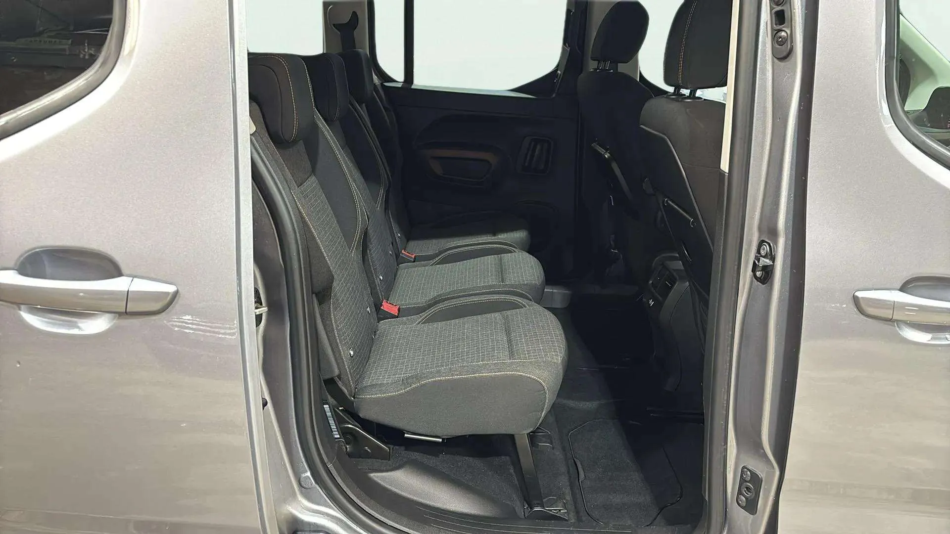 Peugeot Rifter GT Line Standard BlueHDi - foto 24