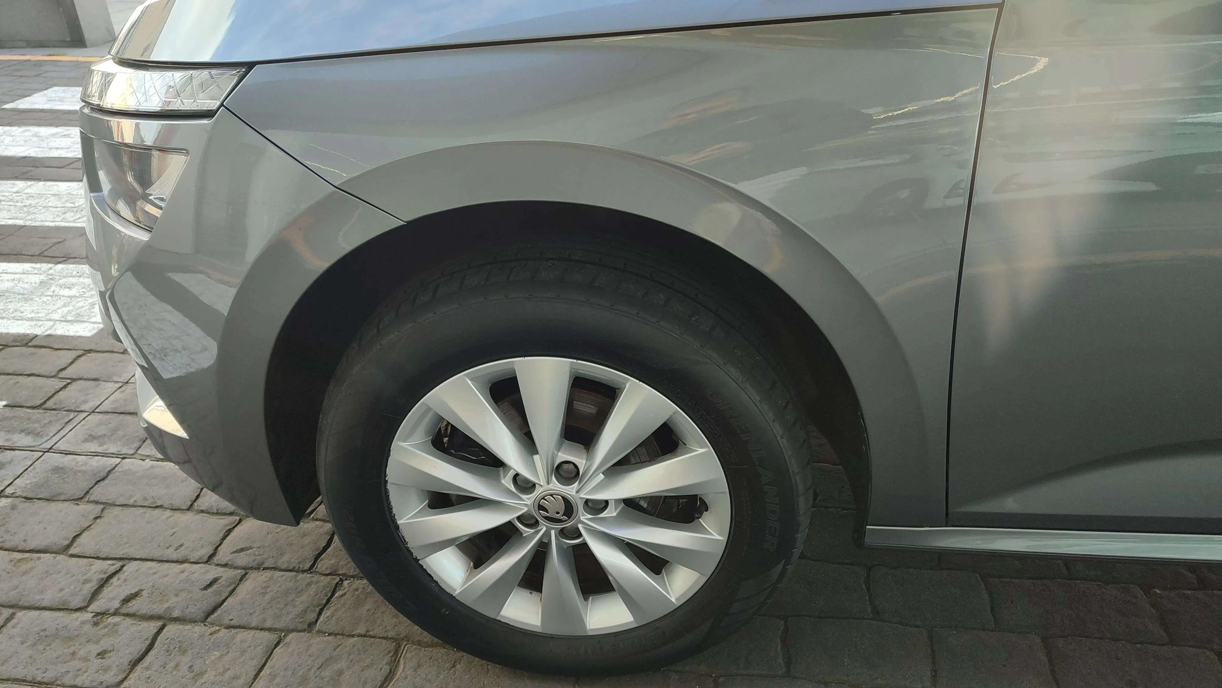 Škoda Kamiq 1.0 TSI Ambition - foto 20