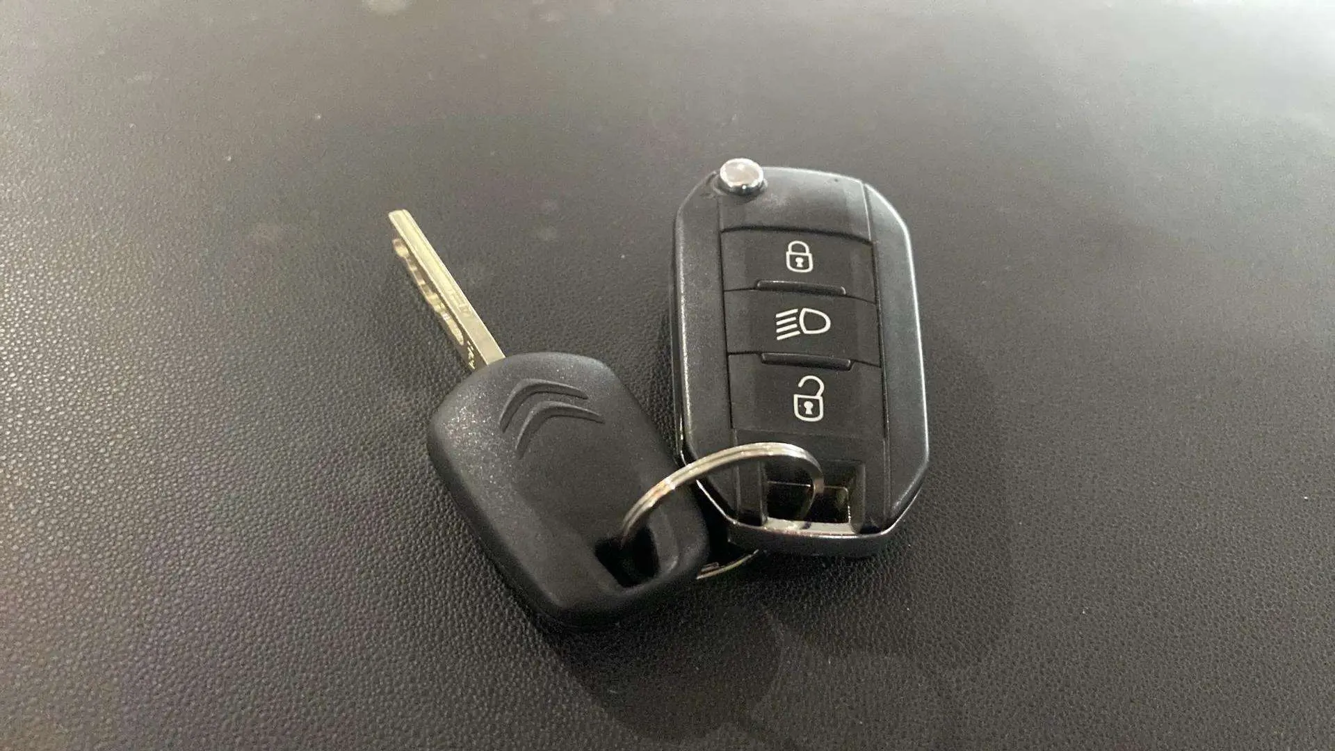Citroën C3 Aircross BlueHDi Feel Pack - foto 18