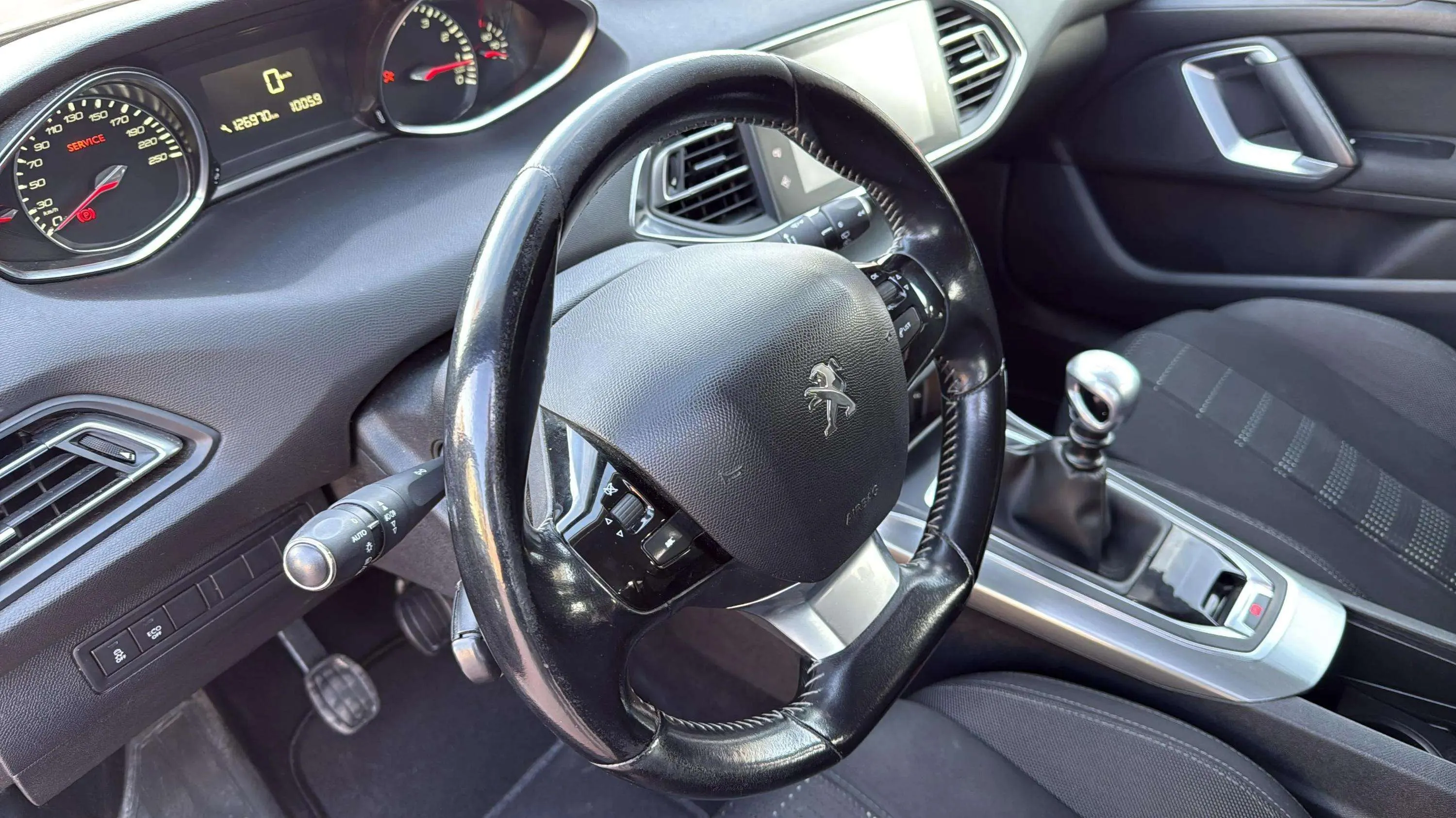 Peugeot 308 SW Active 1.2 PureTech - foto 15
