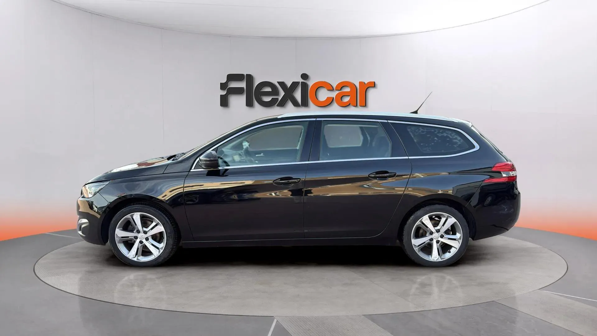 Peugeot 308 SW Active 1.2 PureTech - foto 4