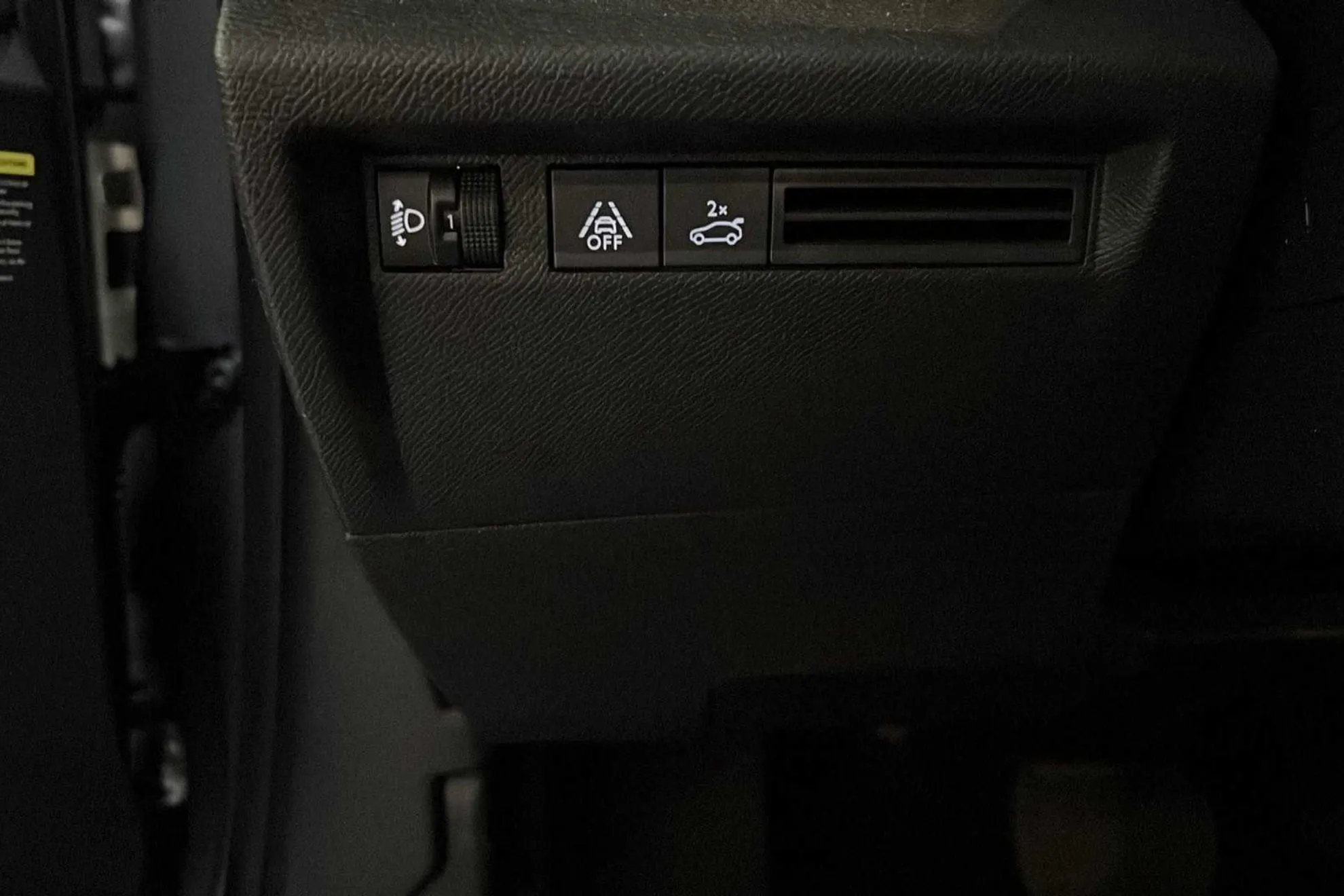 Citroën C4 X PureTech 130 EAT8 Feel Pack - foto 19