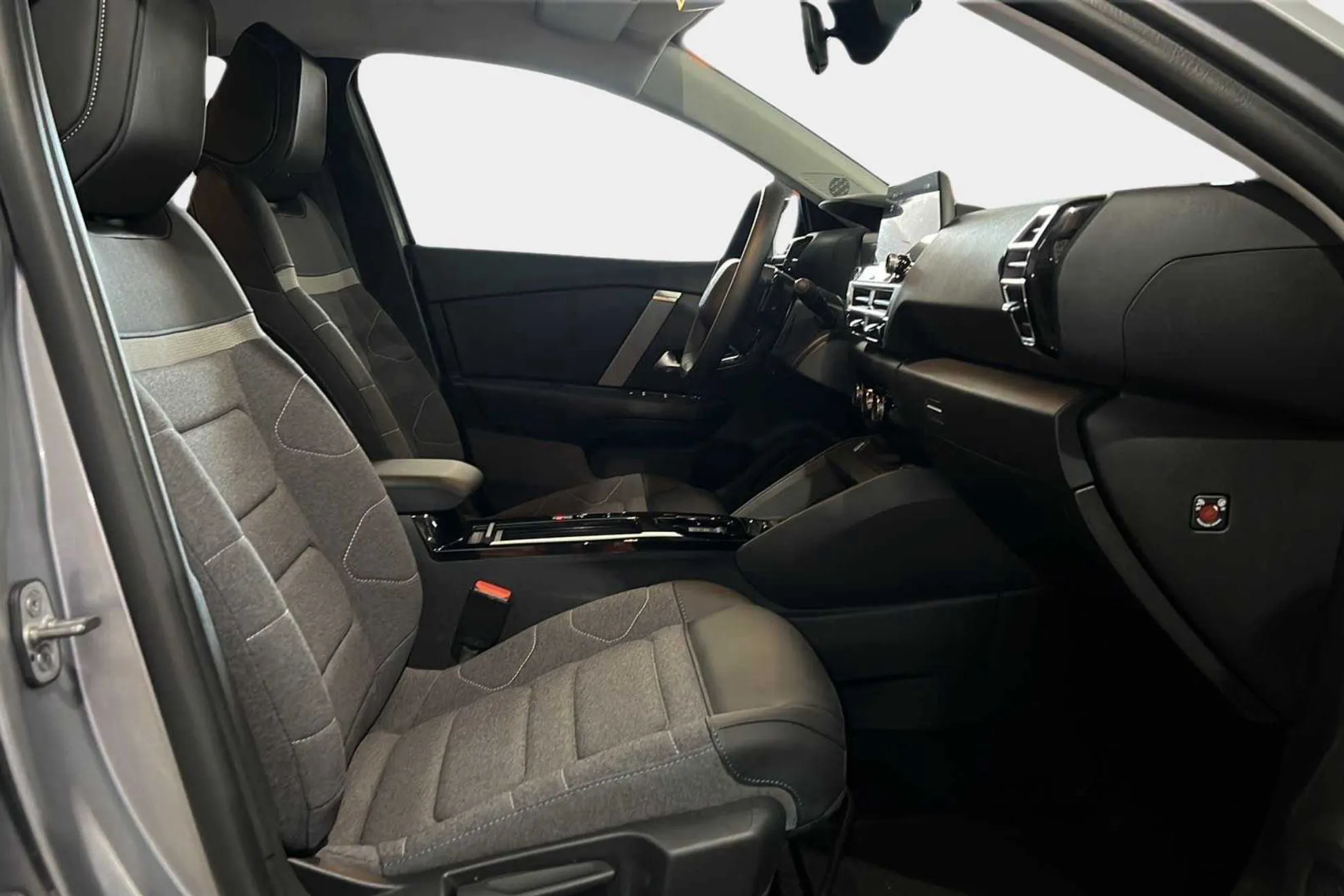Citroën C4 X PureTech 130 EAT8 Feel Pack - foto 14