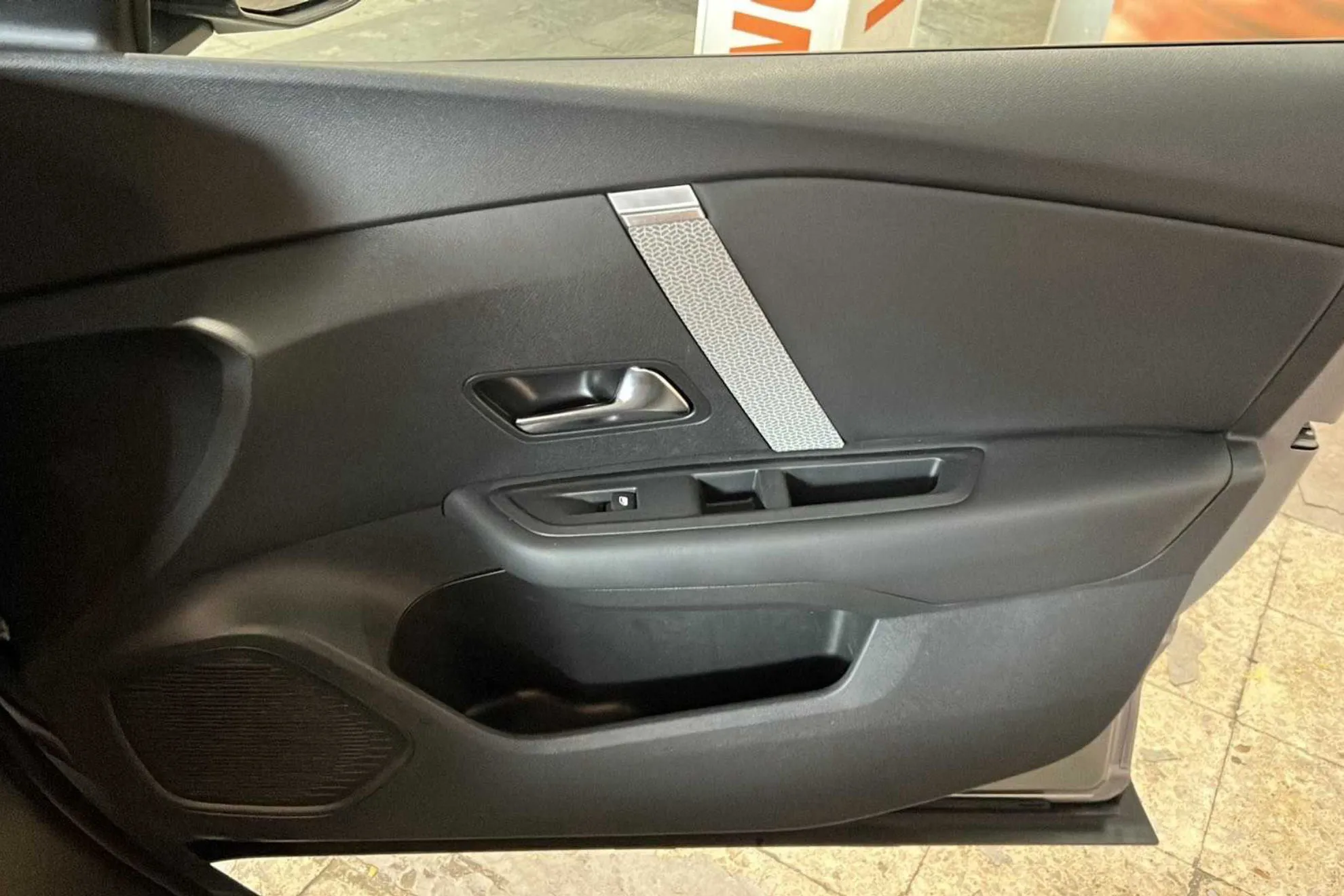 Citroën C4 X PureTech 130 EAT8 Feel Pack - foto 18
