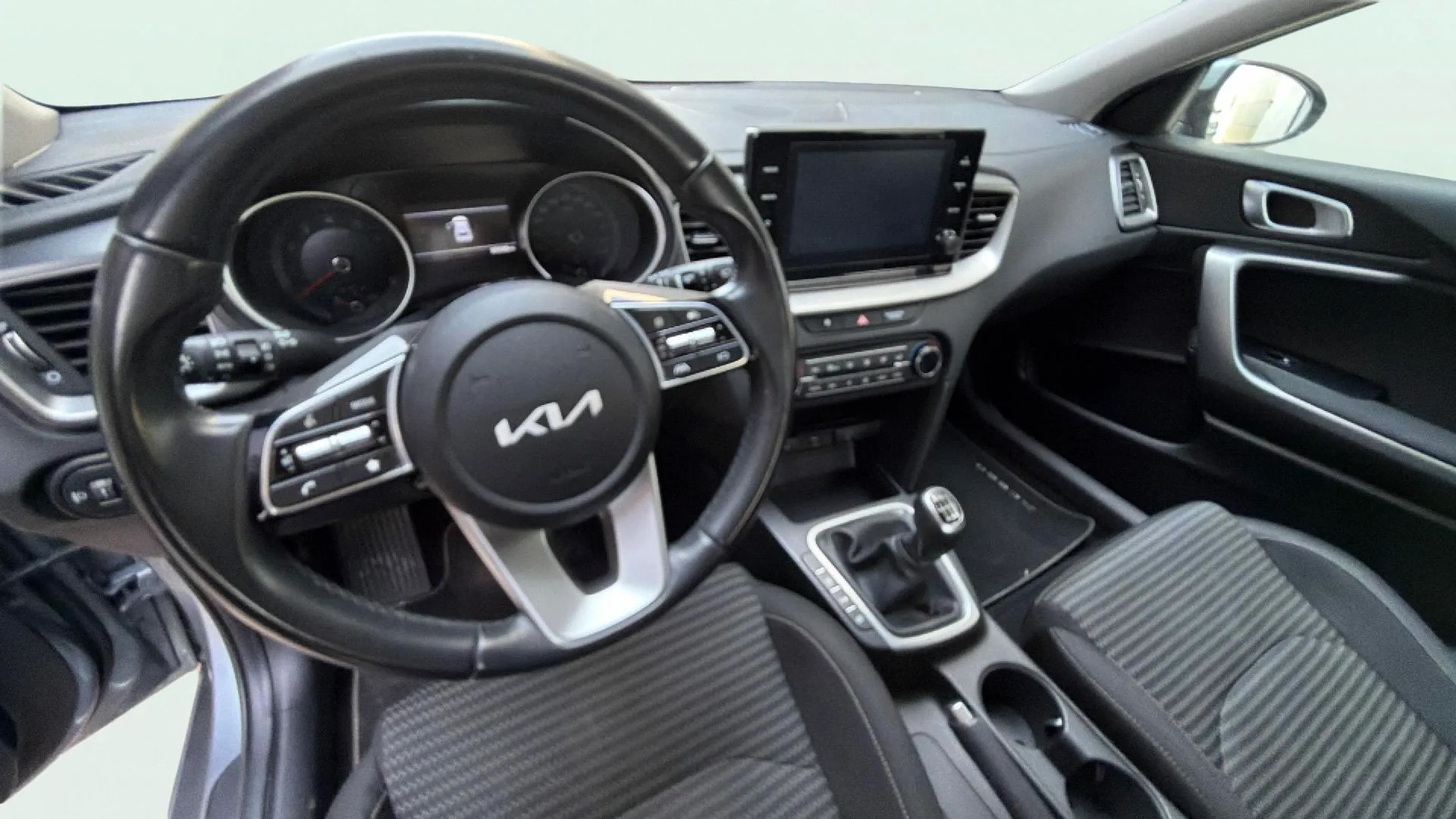 Kia XCeed 1.0 T-GDi GT-line - foto 12