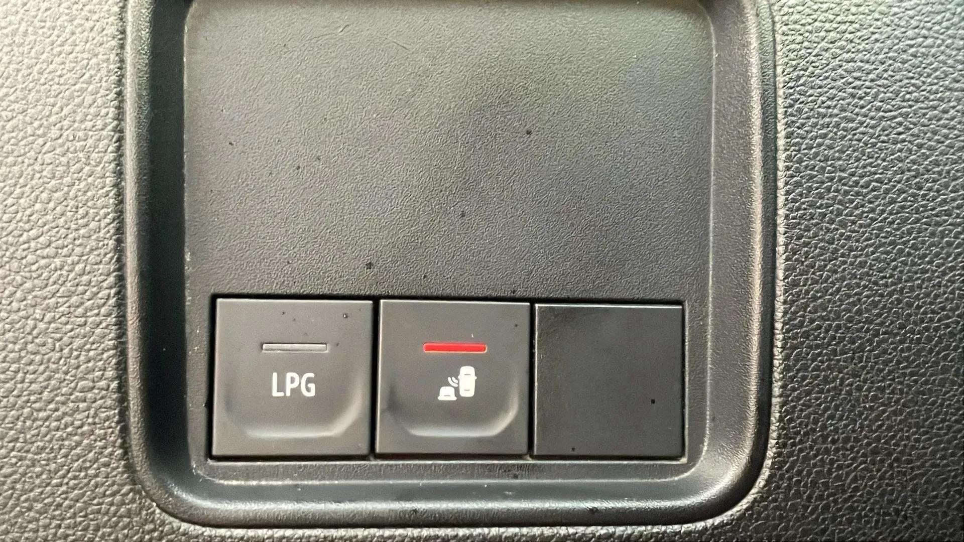 Dacia Duster Essential TCe ECO-G 4x2 - foto 19