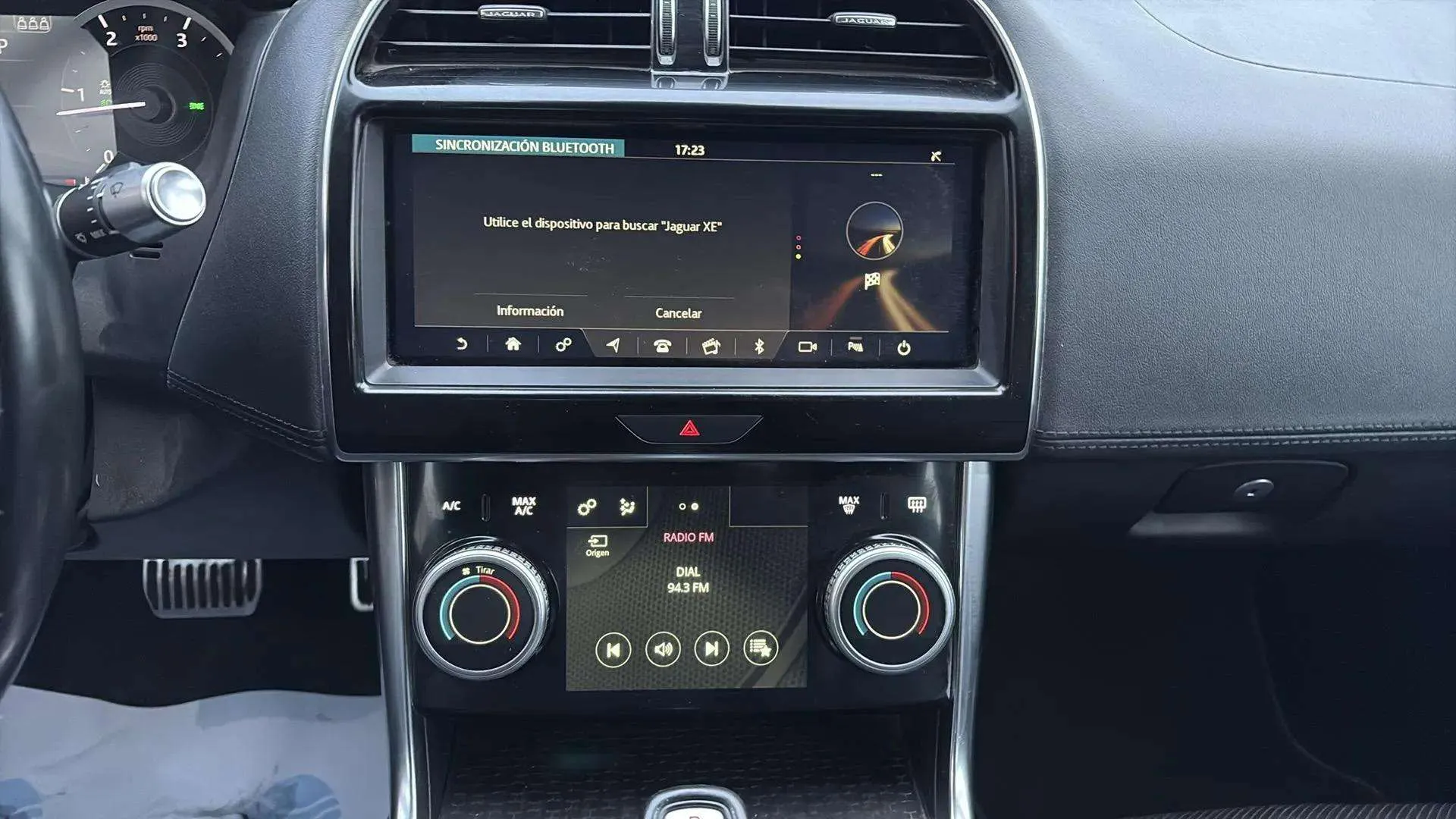 Jaguar XE 2.0 Diesel RWD Portfolio - foto 16