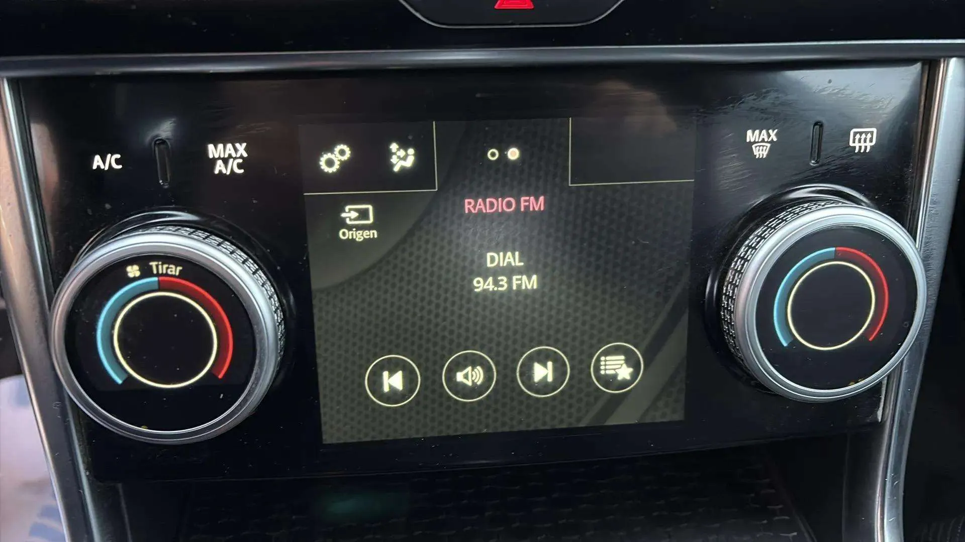 Jaguar XE 2.0 Diesel RWD Portfolio - foto 23