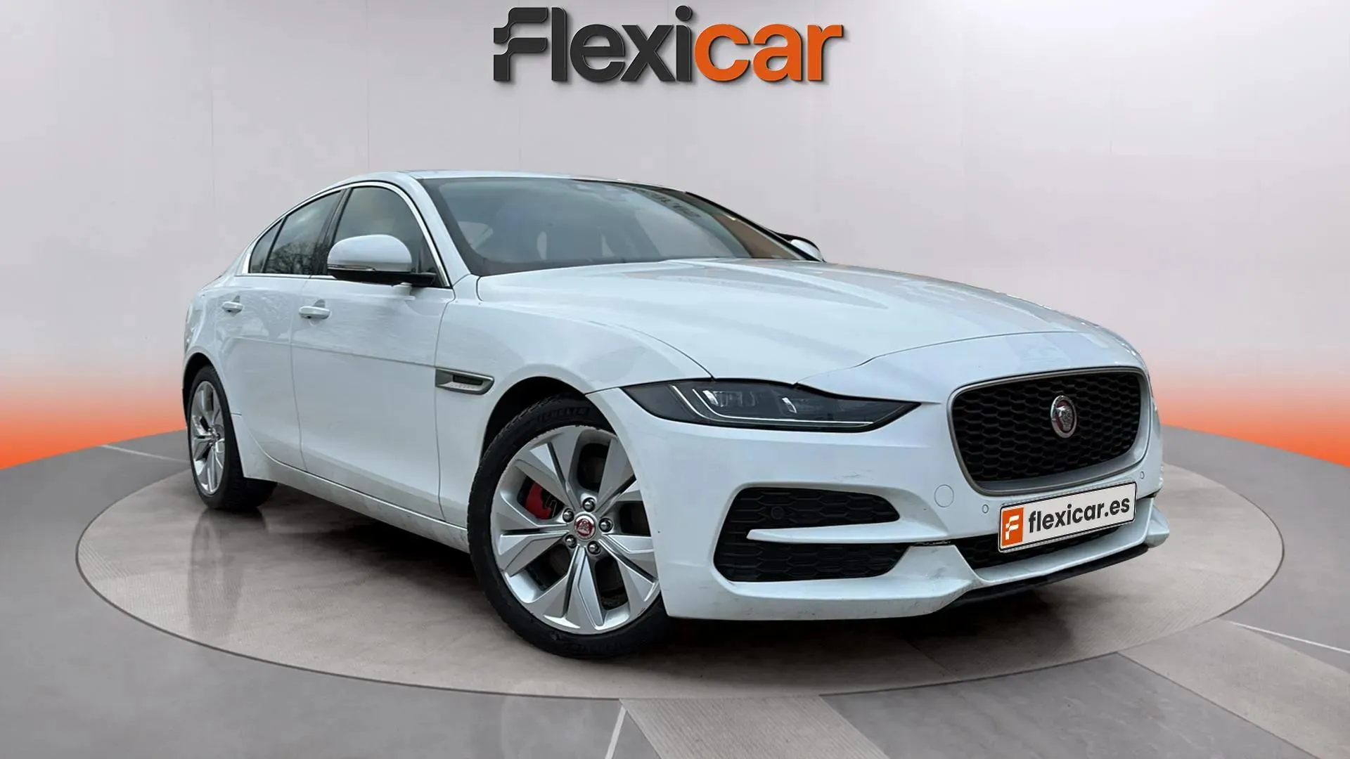 Jaguar XE 2.0 Diesel RWD Portfolio