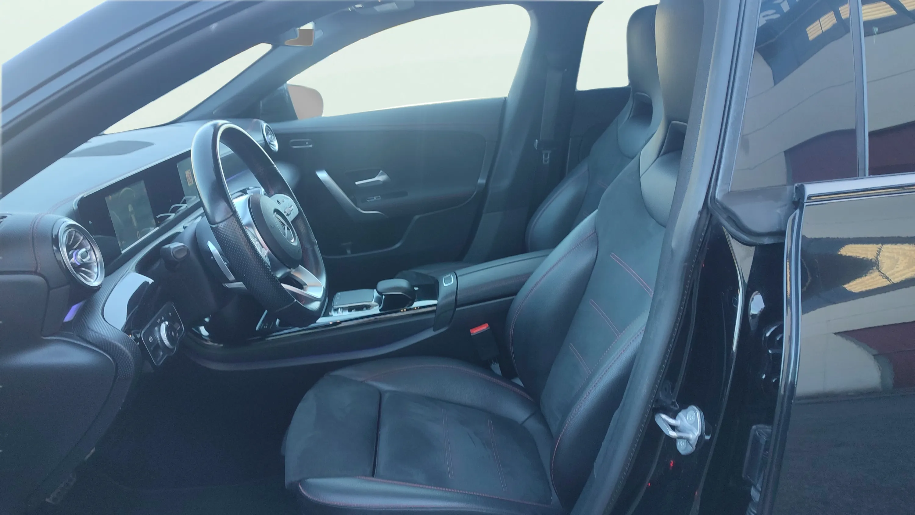 Mercedes-Benz CLA 220 D DCT Shooting Brake - foto 12