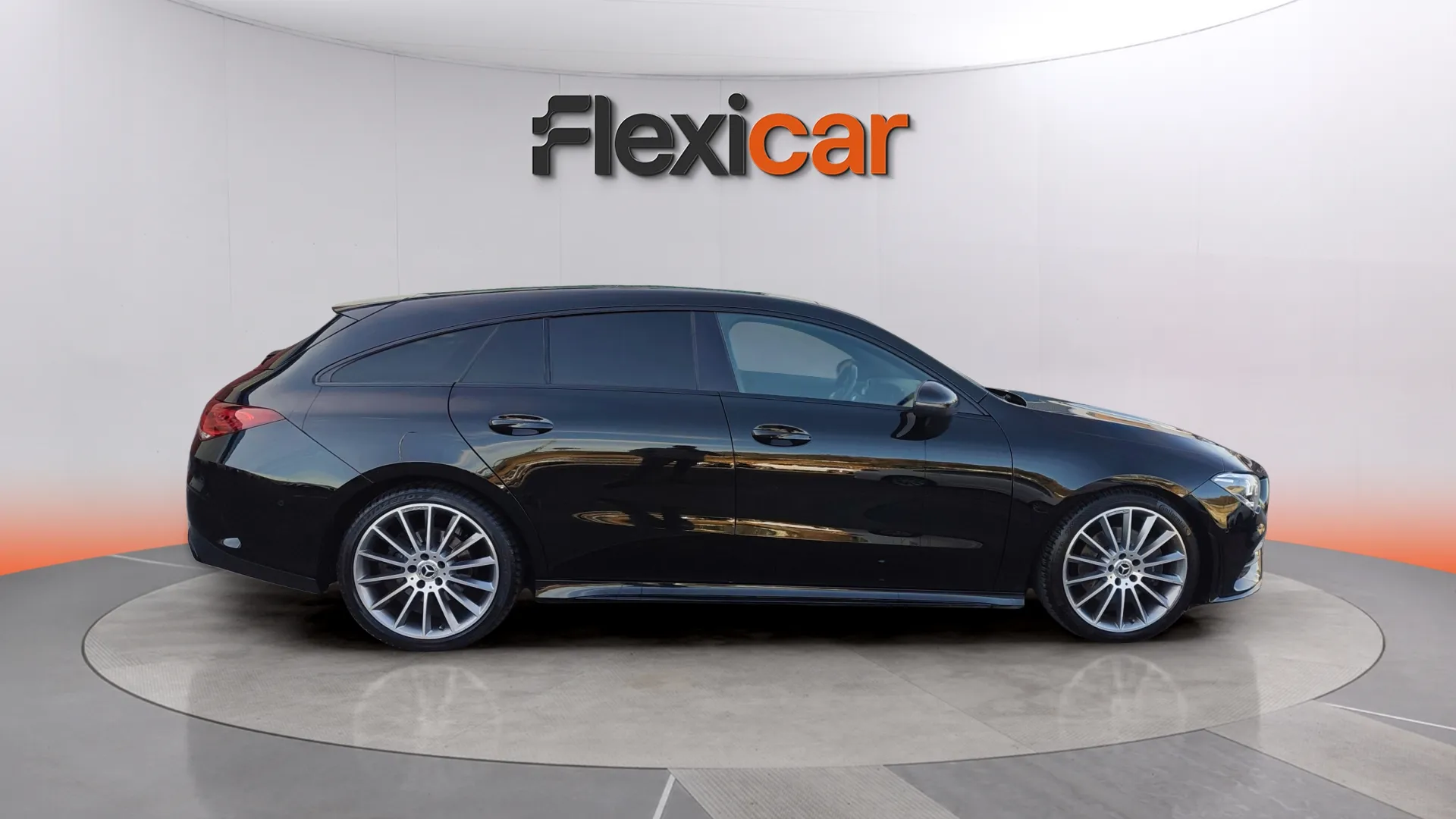 Mercedes-Benz CLA 220 D DCT Shooting Brake - foto 9