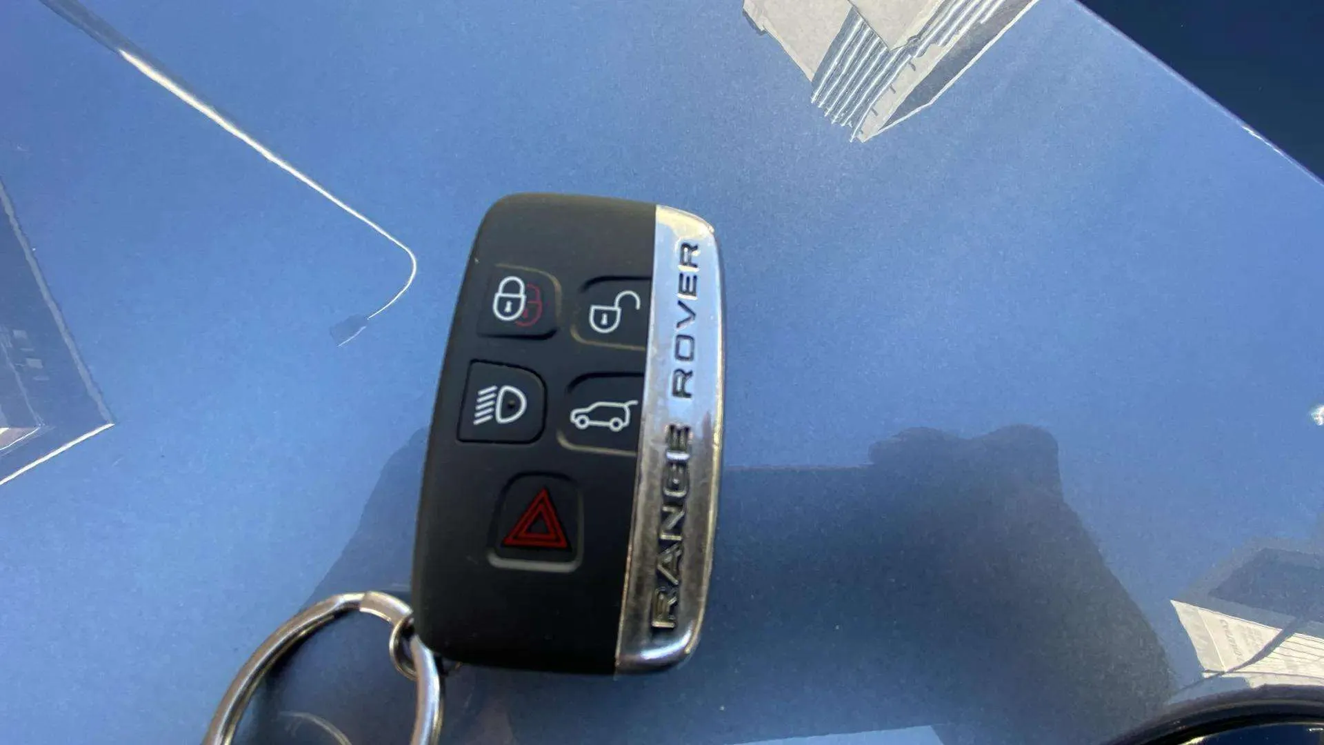 Land Rover Range Rover Velar 3.0 D300 4WD - foto 31