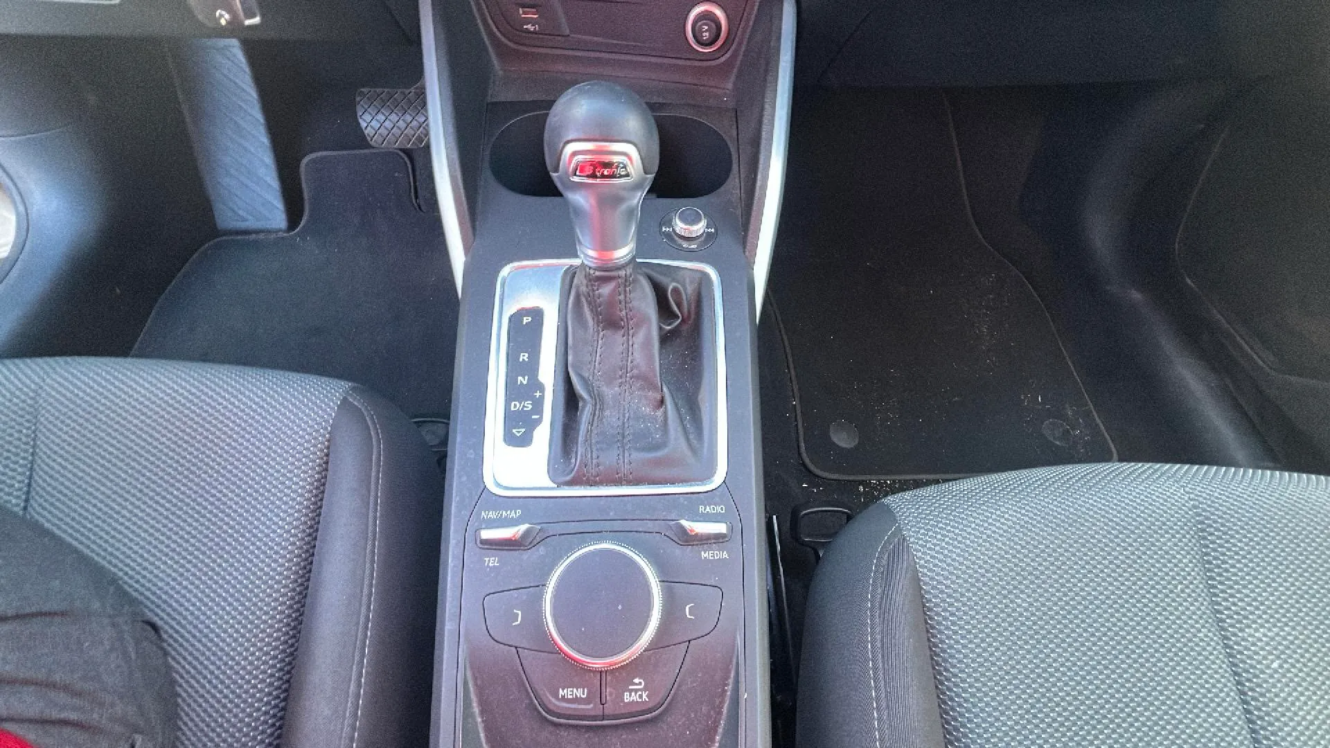 Audi Q2 Design 35 TFSI S tronic - foto 10