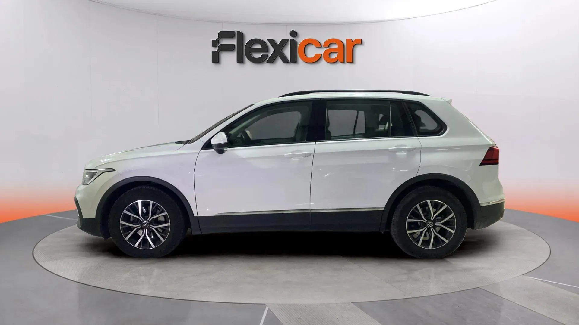 Volkswagen Tiguan 1.5 TSI - foto 4