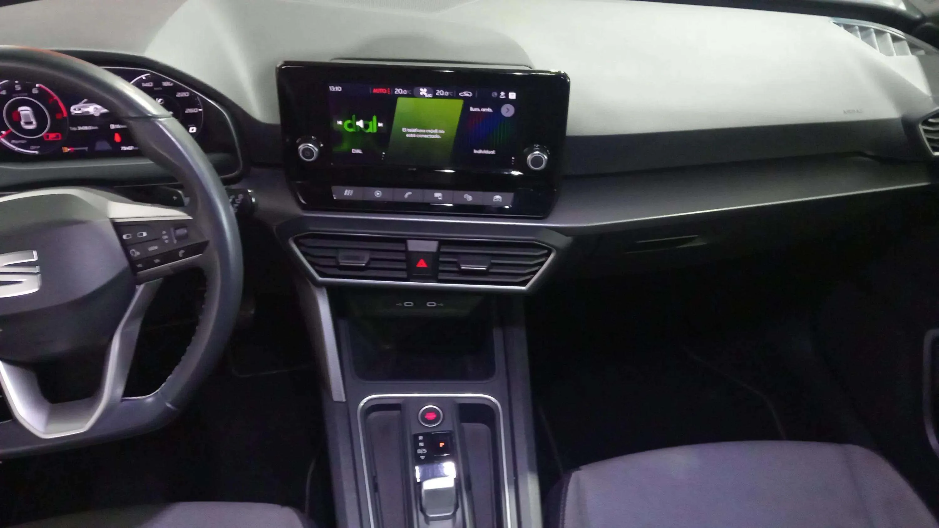 SEAT León 1.0 eTSI DSG-7 Style XL - foto 16