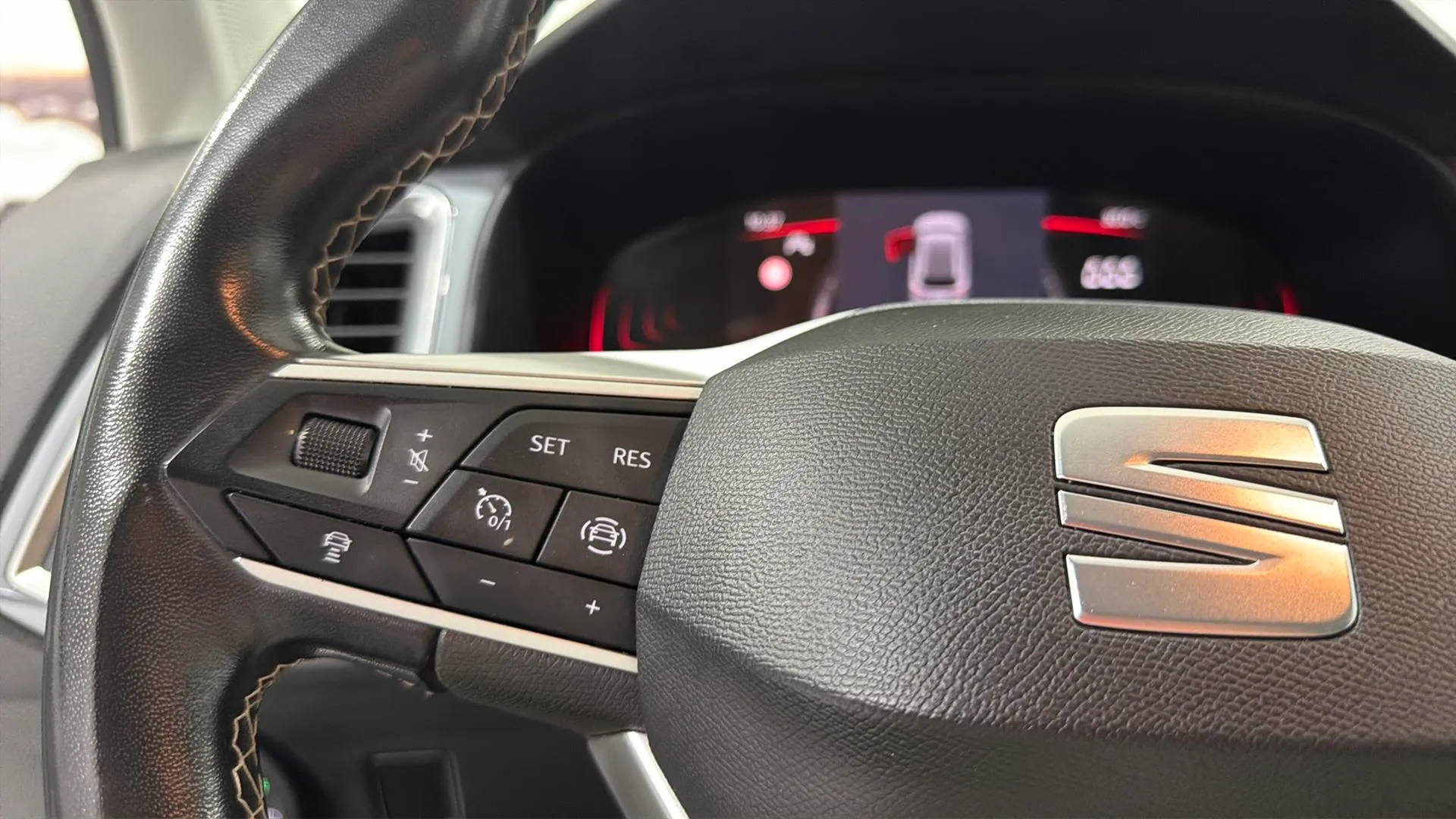 SEAT Ateca 1.5 TSI DSG FR XL - foto 14
