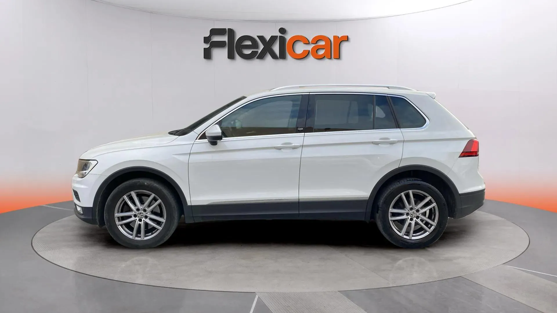 Volkswagen Tiguan Sport 2.0 TSI 4Motion DSG - foto 8