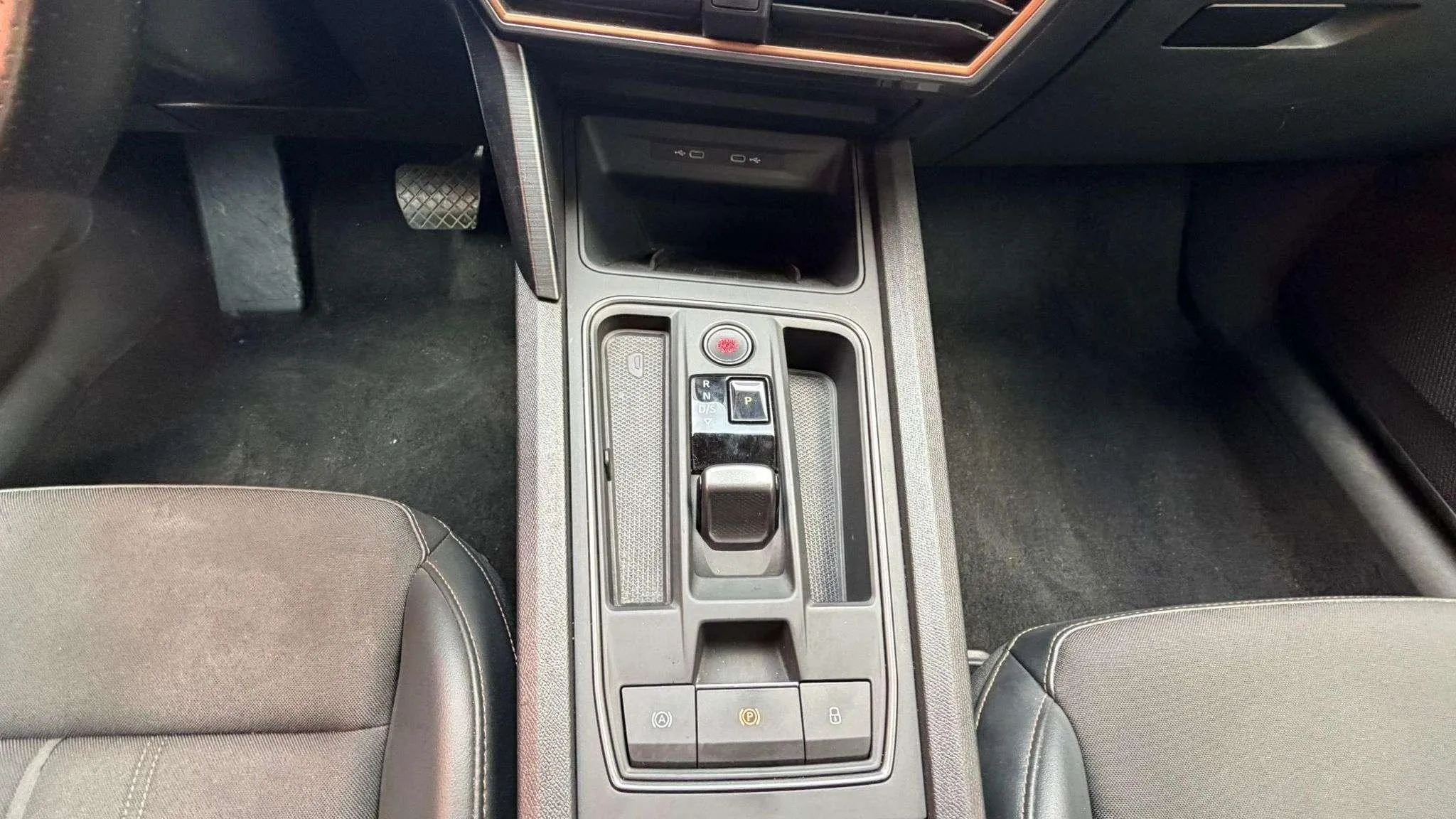 Cupra Formentor 1.5 TSI DSG - foto 17