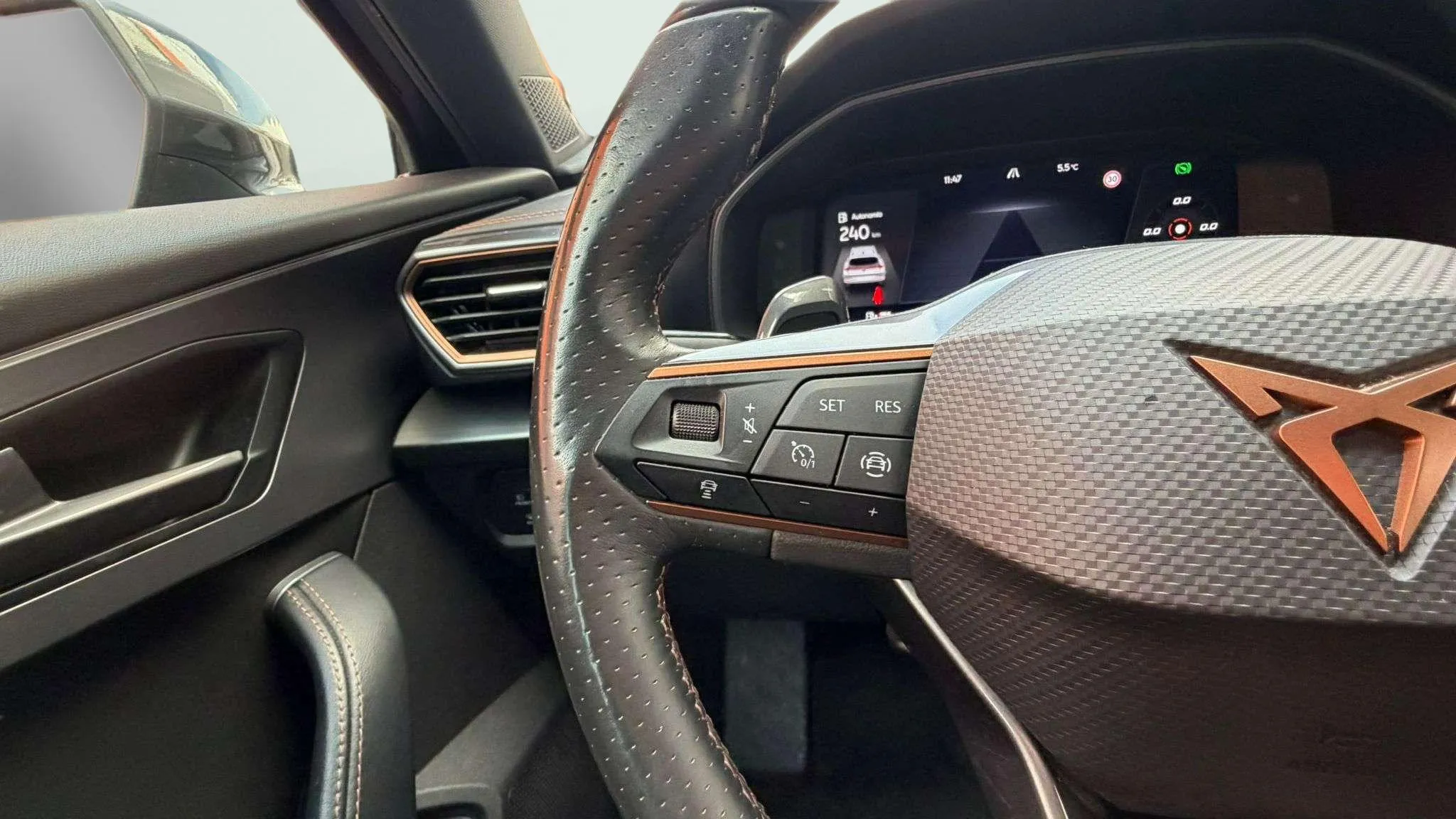 Cupra Formentor 1.5 TSI DSG - foto 13
