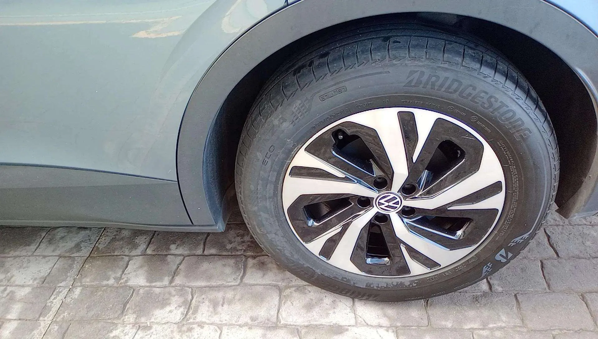 Volkswagen ID.4 Pure - foto 19